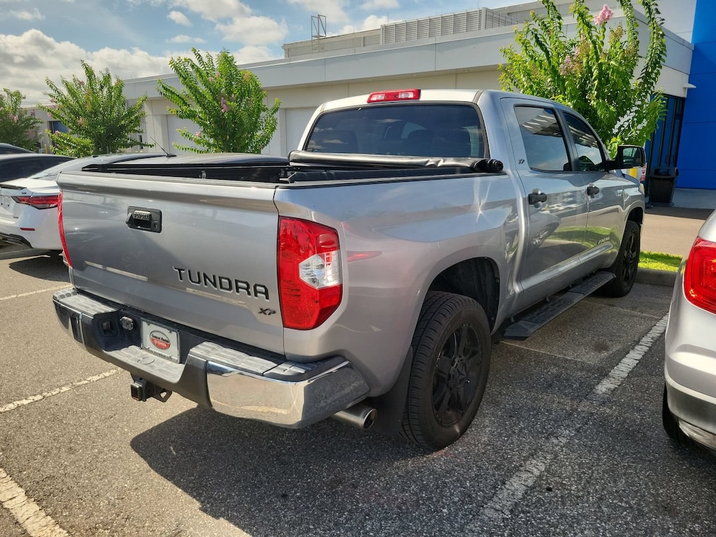 Used 2018 Toyota Tundra SR5 5.7L V8 Truck CrewMax