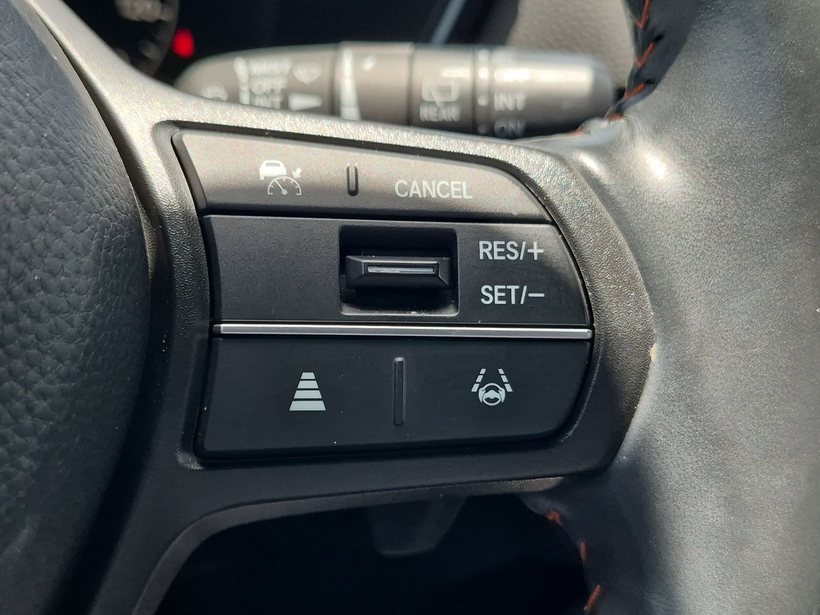 2025 Honda CR-V Sport - Photo 11