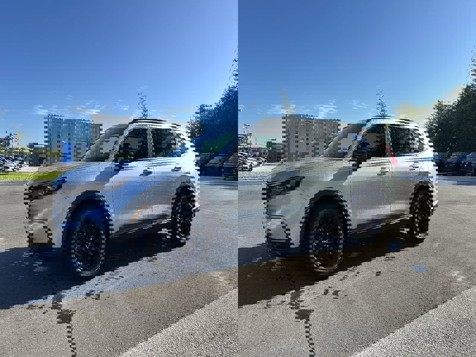 2025 Honda CR-V Hybrid Sport photo 3