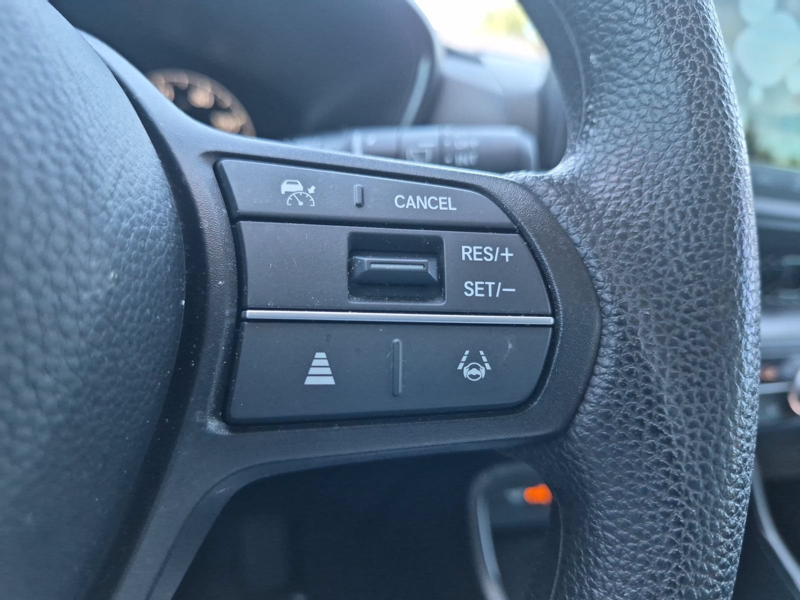 2025 Honda CR-V EX - Photo 11