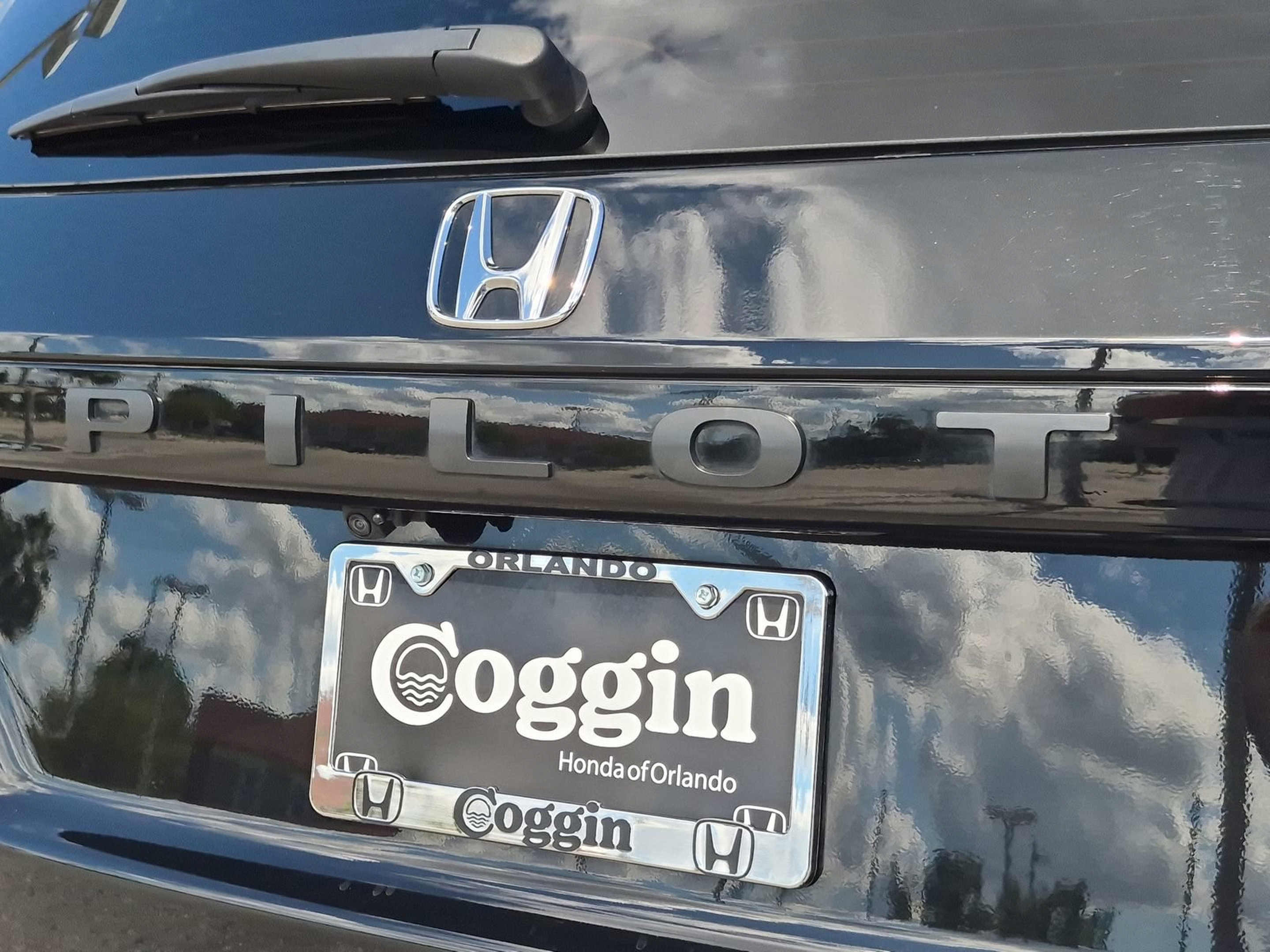 2025 Honda Pilot EX-L - Photo 24