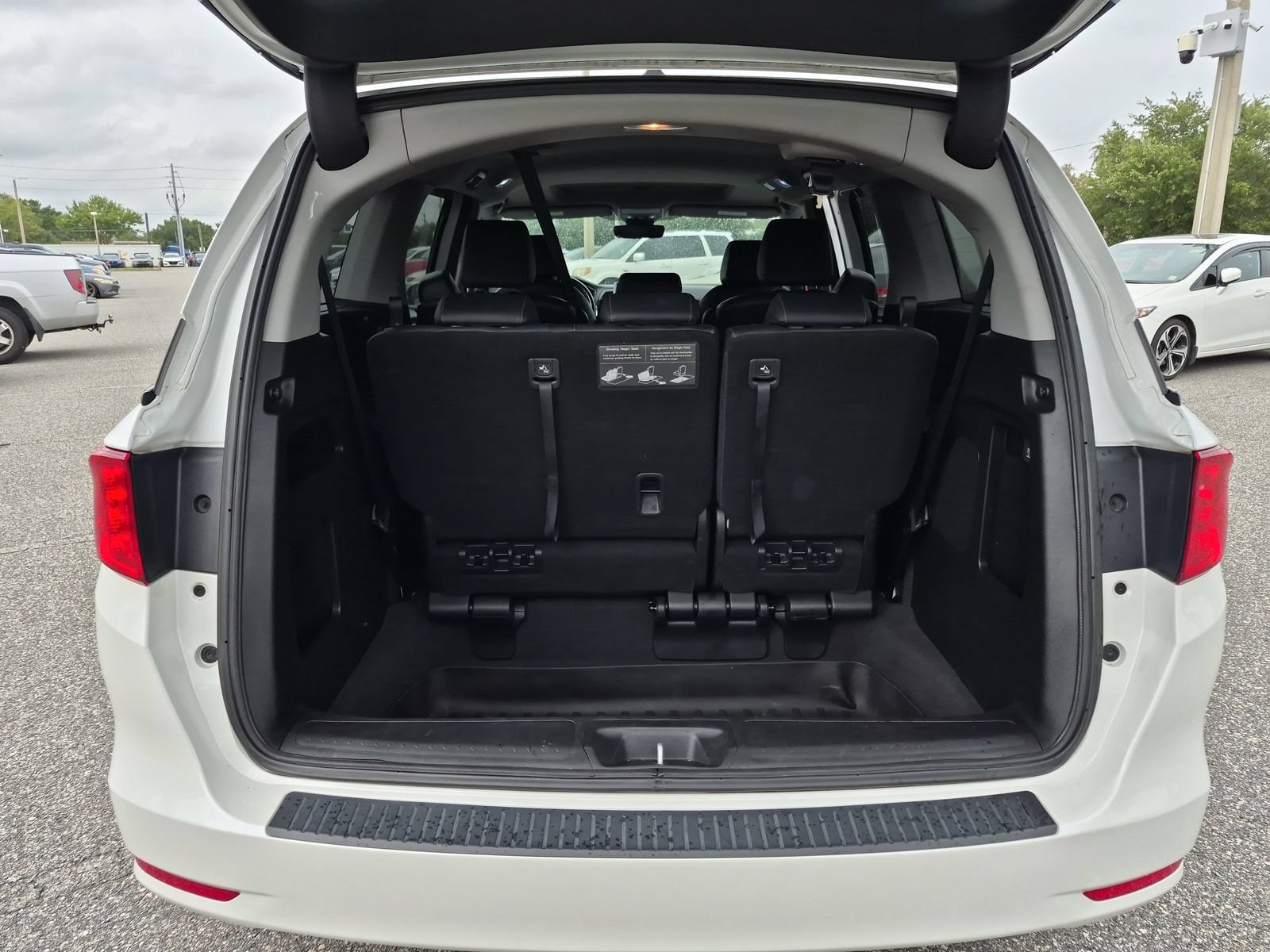 2022 Honda Odyssey EX-L - Photo 34