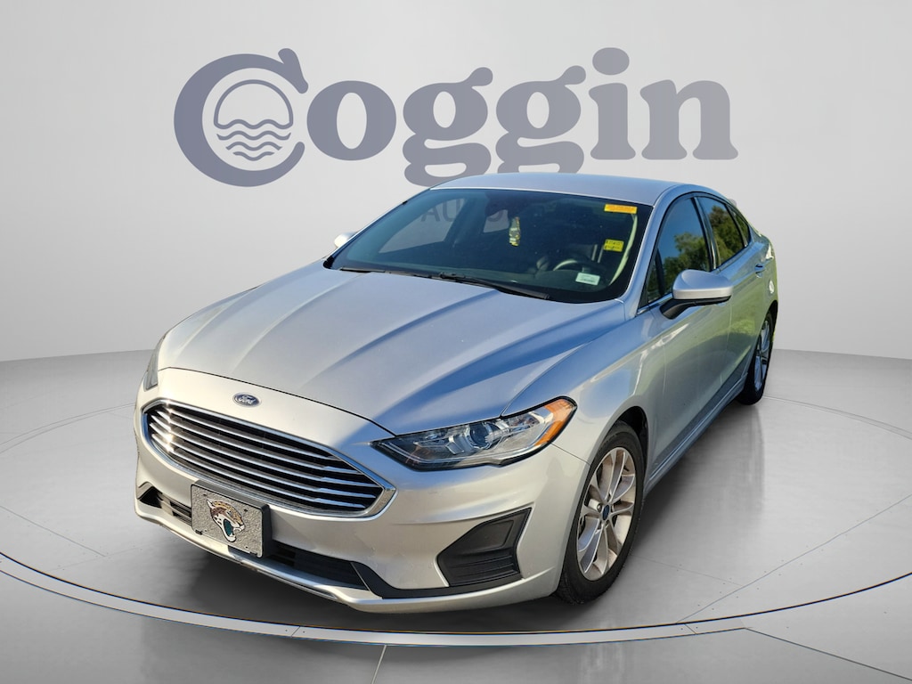 Used 2019 Ford Fusion SE Sedan