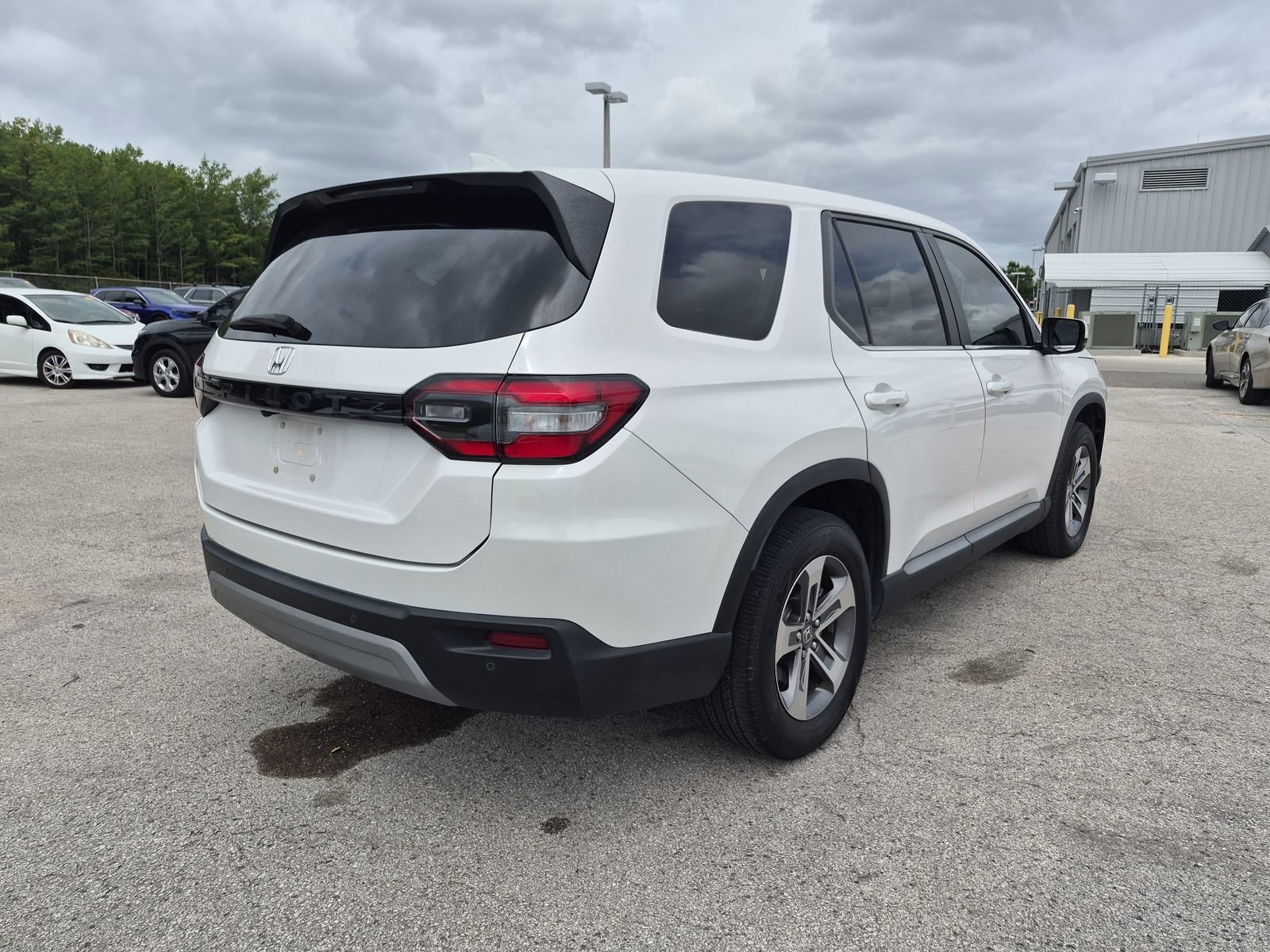 2023 Honda Pilot EX-L - Photo 7