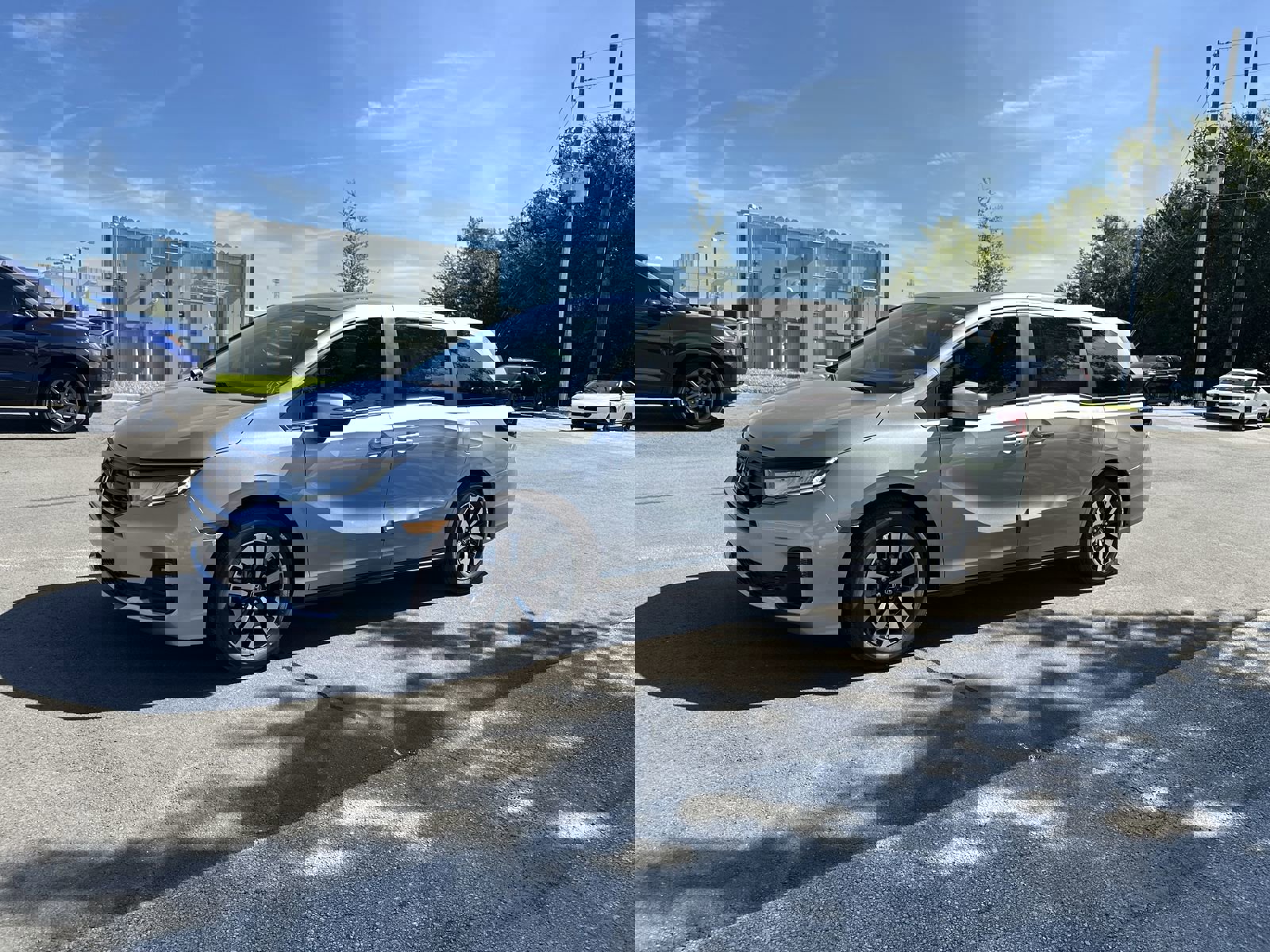 2026 Honda Odyssey EX-L photo 2