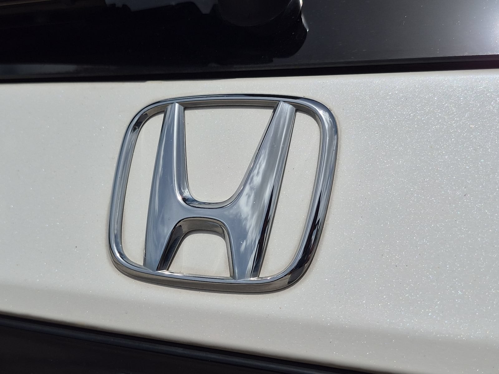 2023 Honda Pilot EX-L - Photo 22