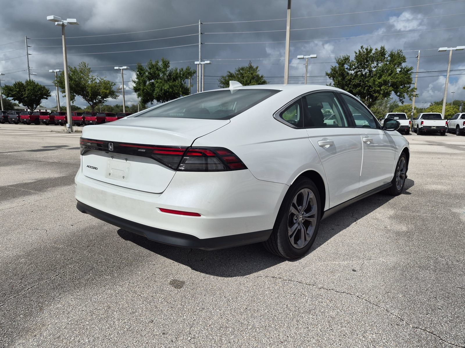 2023 Honda Accord EX - Photo 7