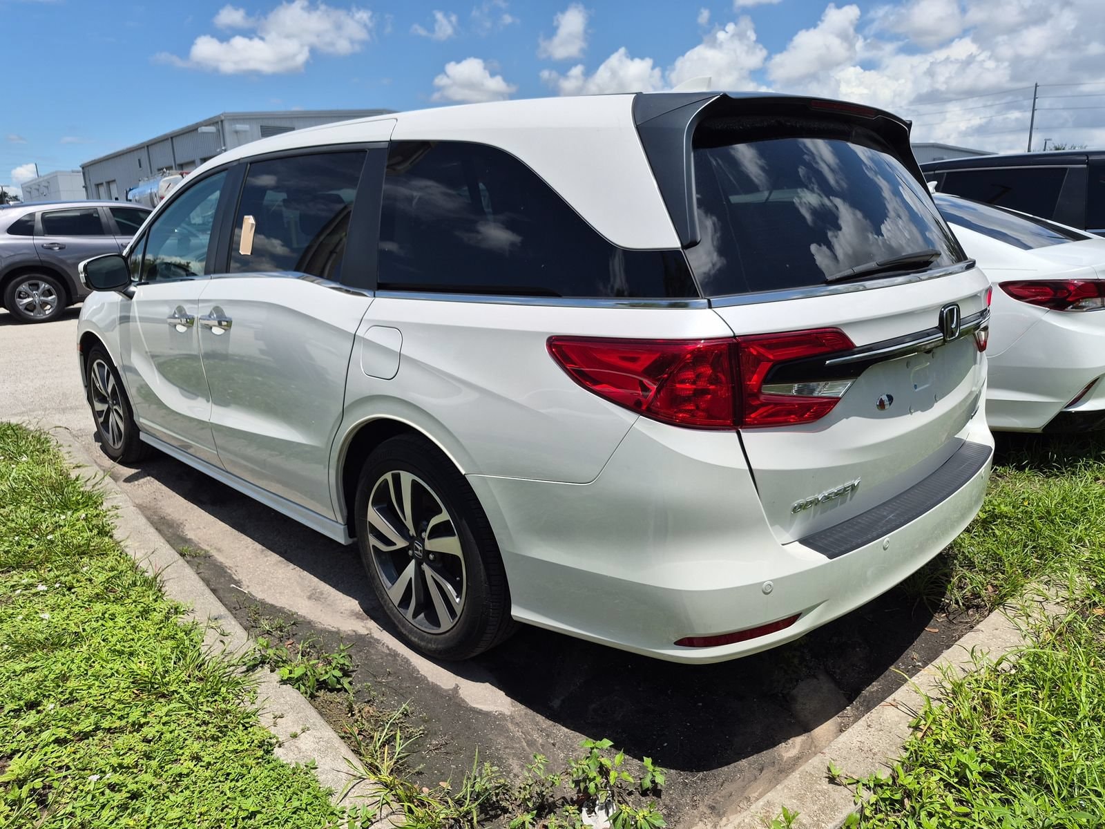 2023 Honda Odyssey Touring - Photo 7