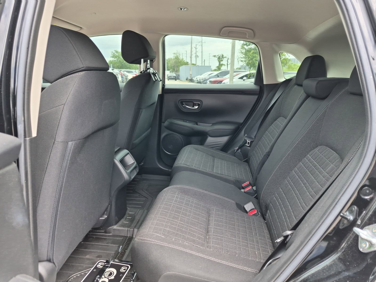 2023 Honda HR-V LX - Photo 18