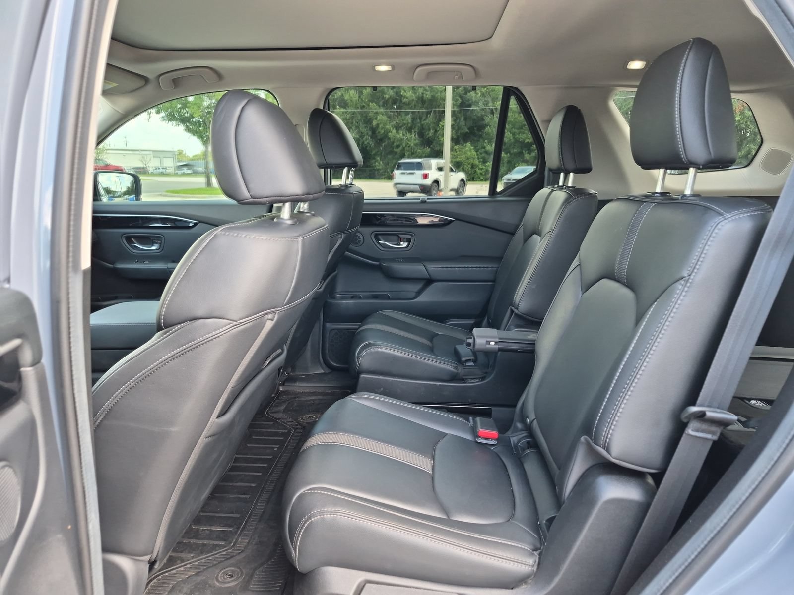 2023 Honda Pilot Touring - Photo 18