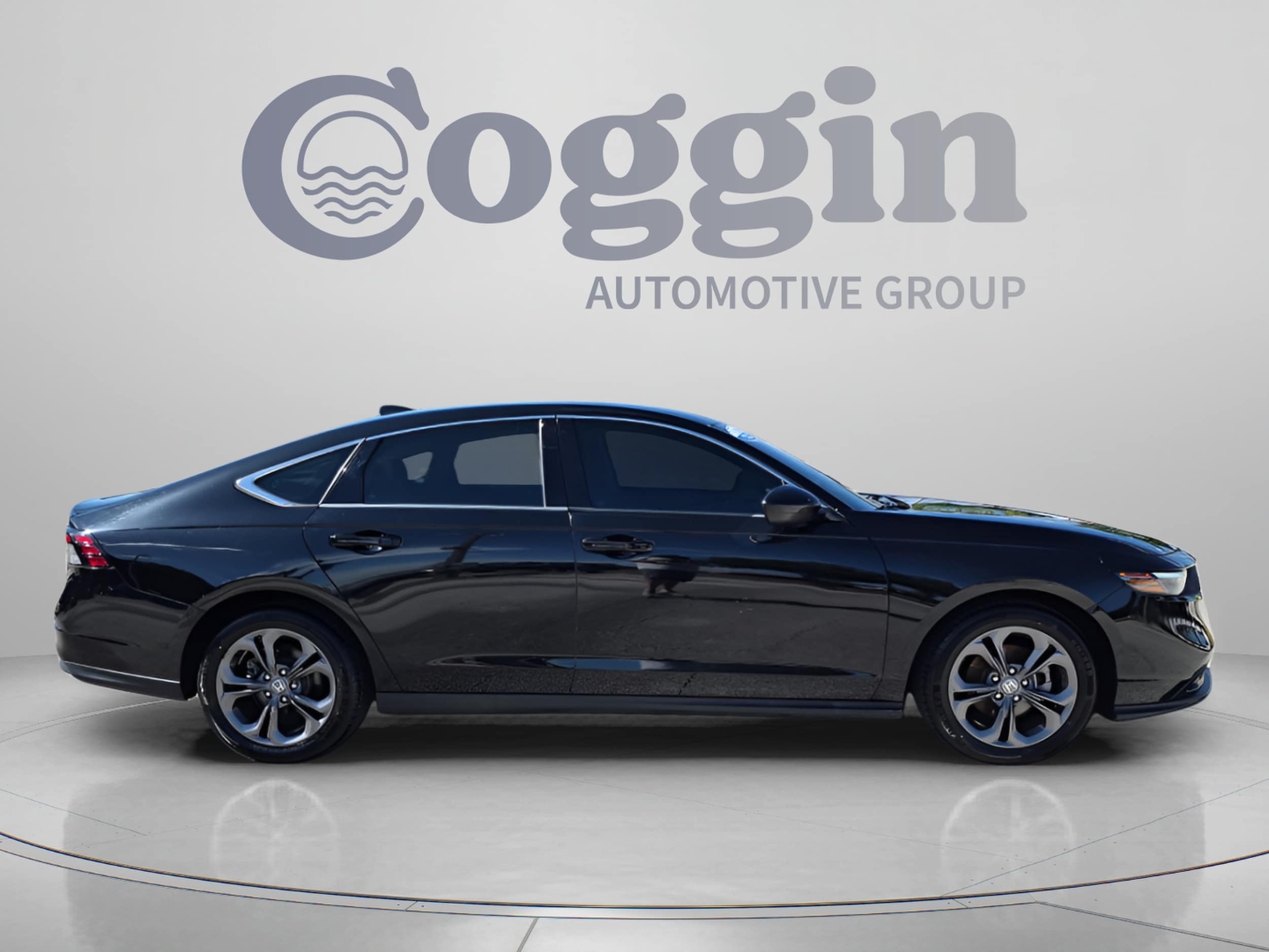 2023 Honda Accord EX - Photo 8