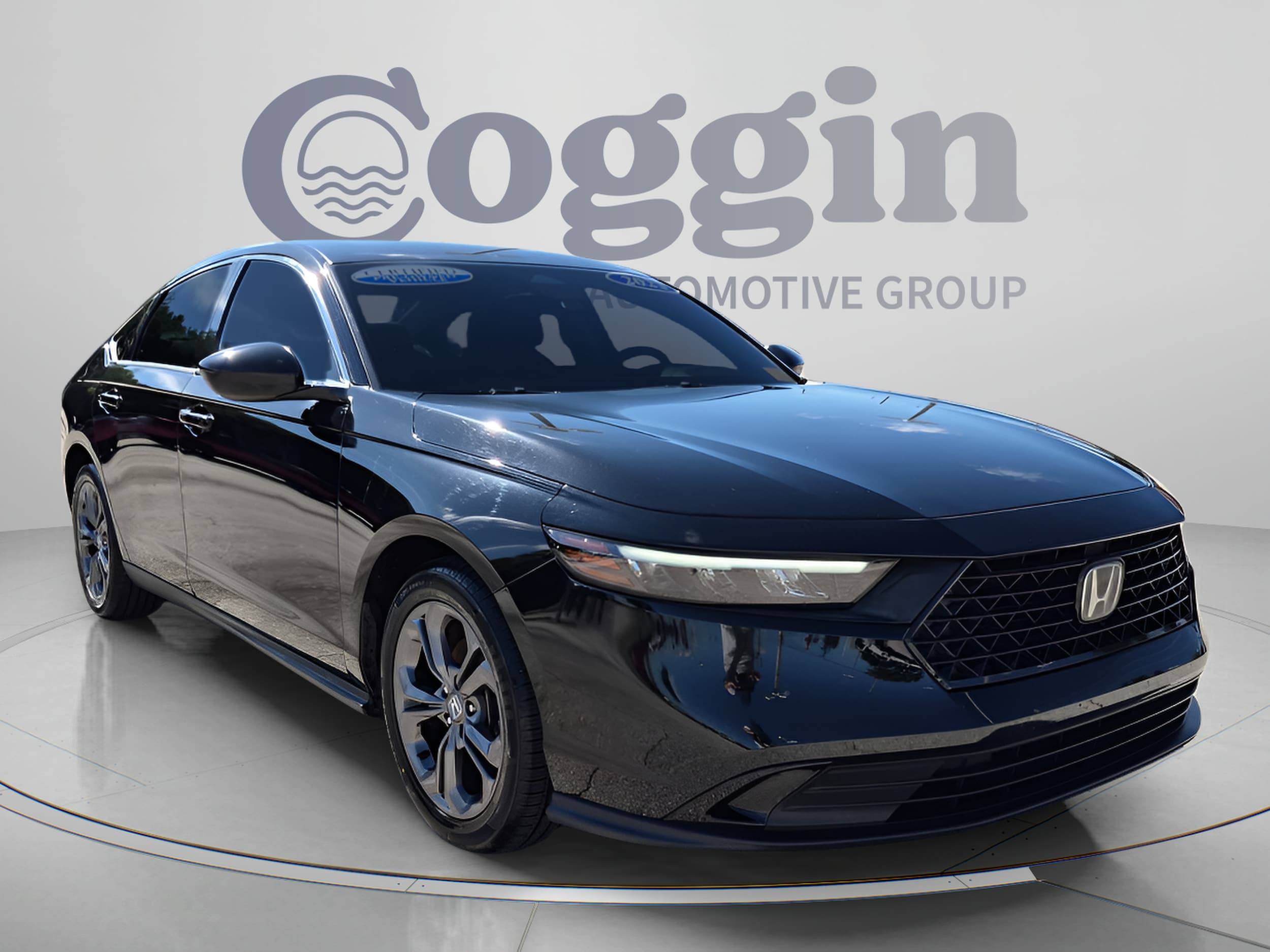 2023 Honda Accord EX - Photo 9