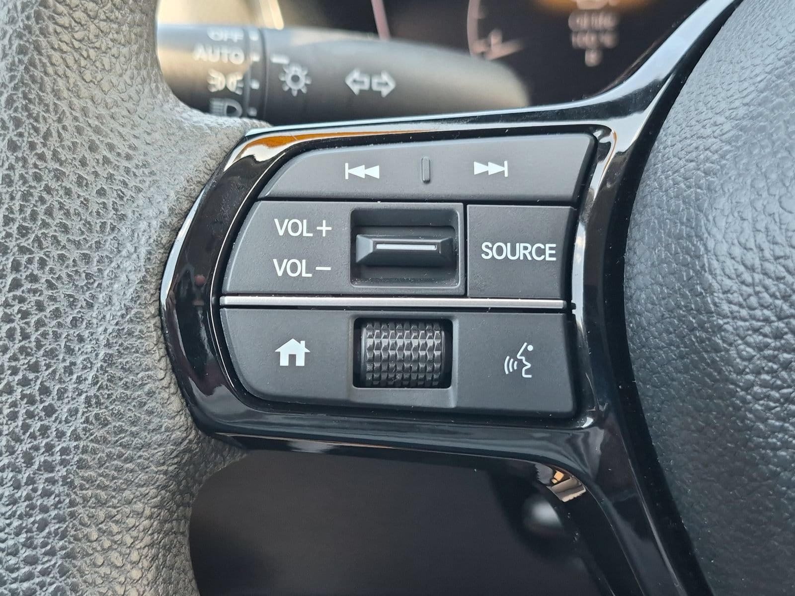 2023 Honda Civic LX - Photo 14