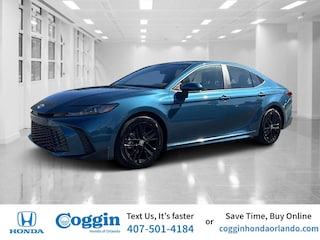 2025 Toyota Camry SE Sedan