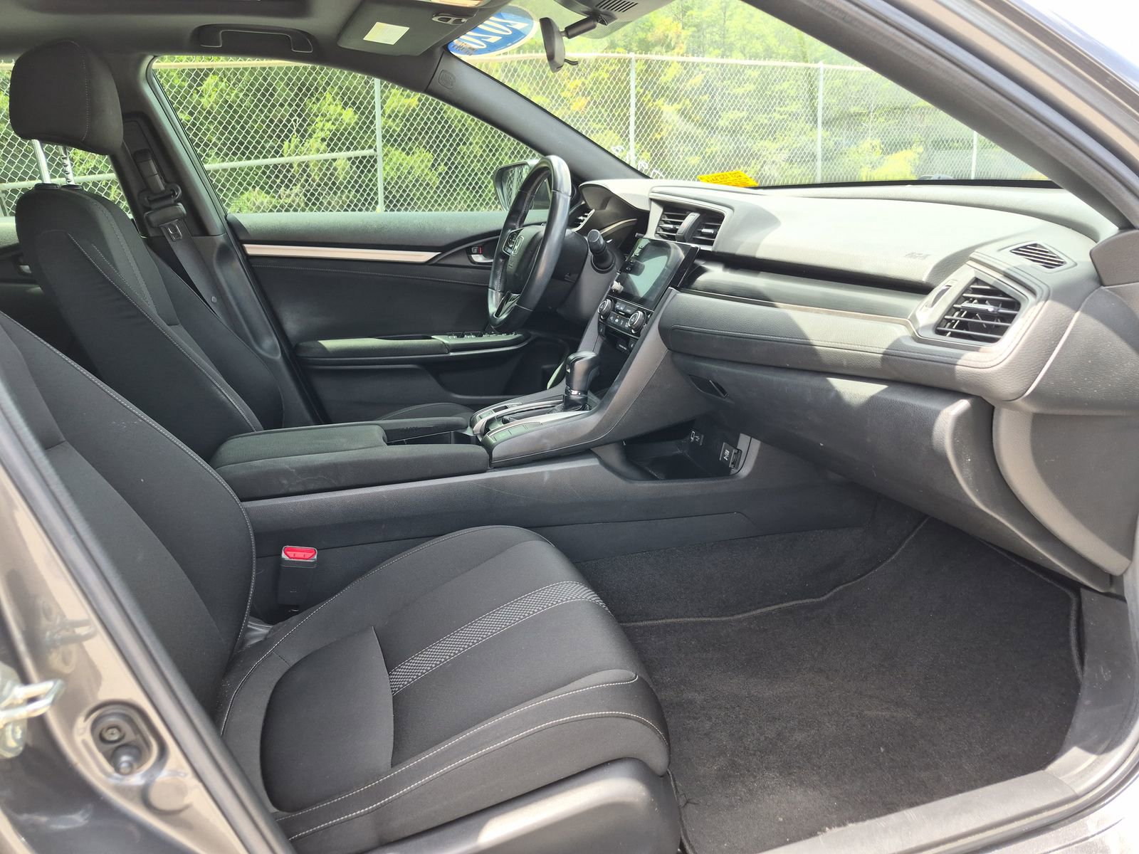 2020 Honda Civic Hatchback EX - Photo 21