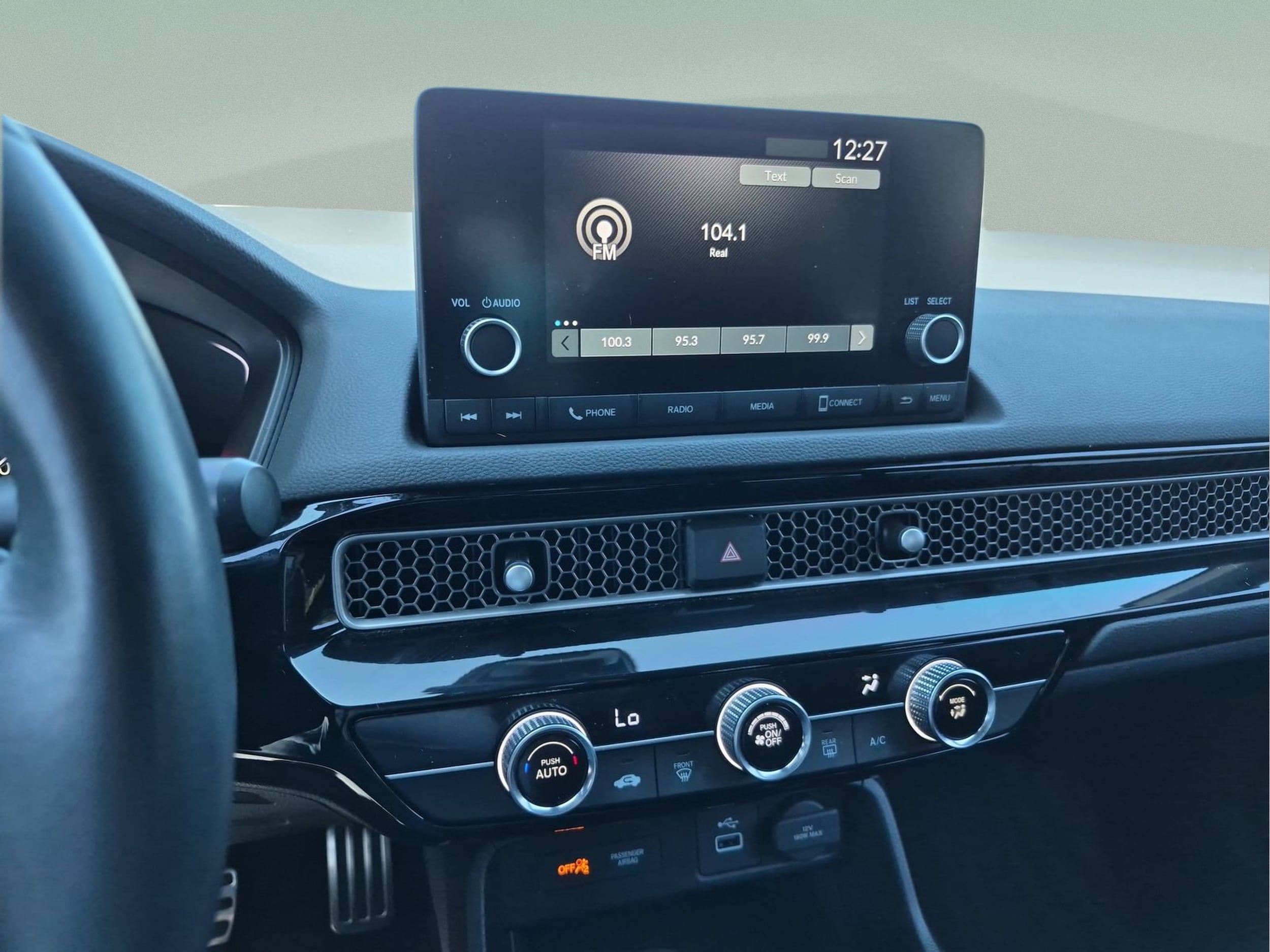 2024 Honda Civic Sport - Photo 13