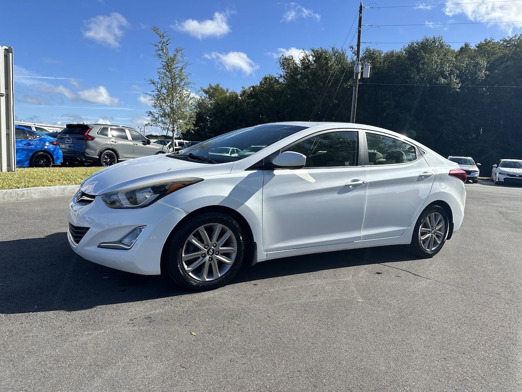 Used 2014 Hyundai Elantra SE Sedan