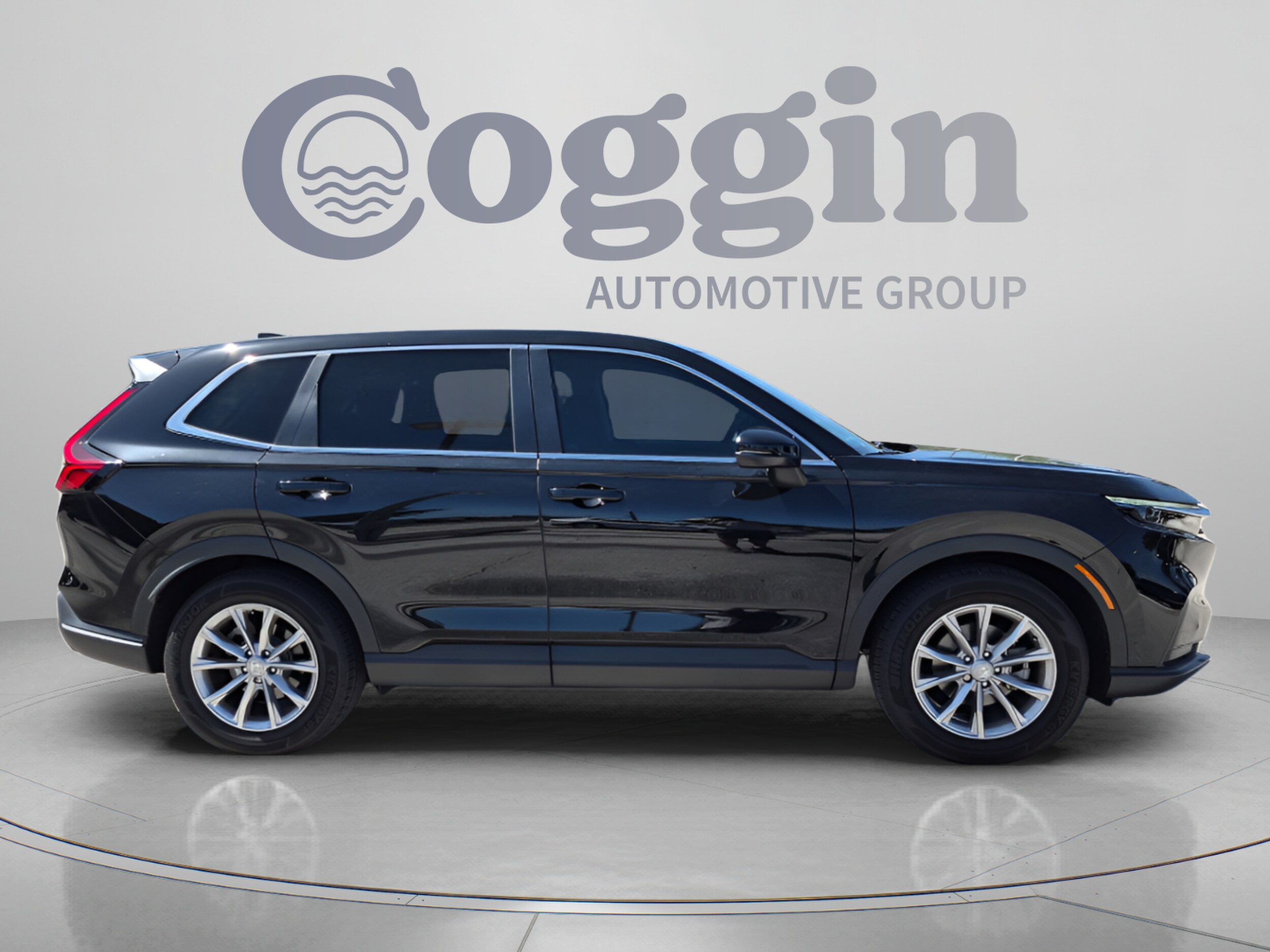 2025 Honda CR-V EX - Photo 8
