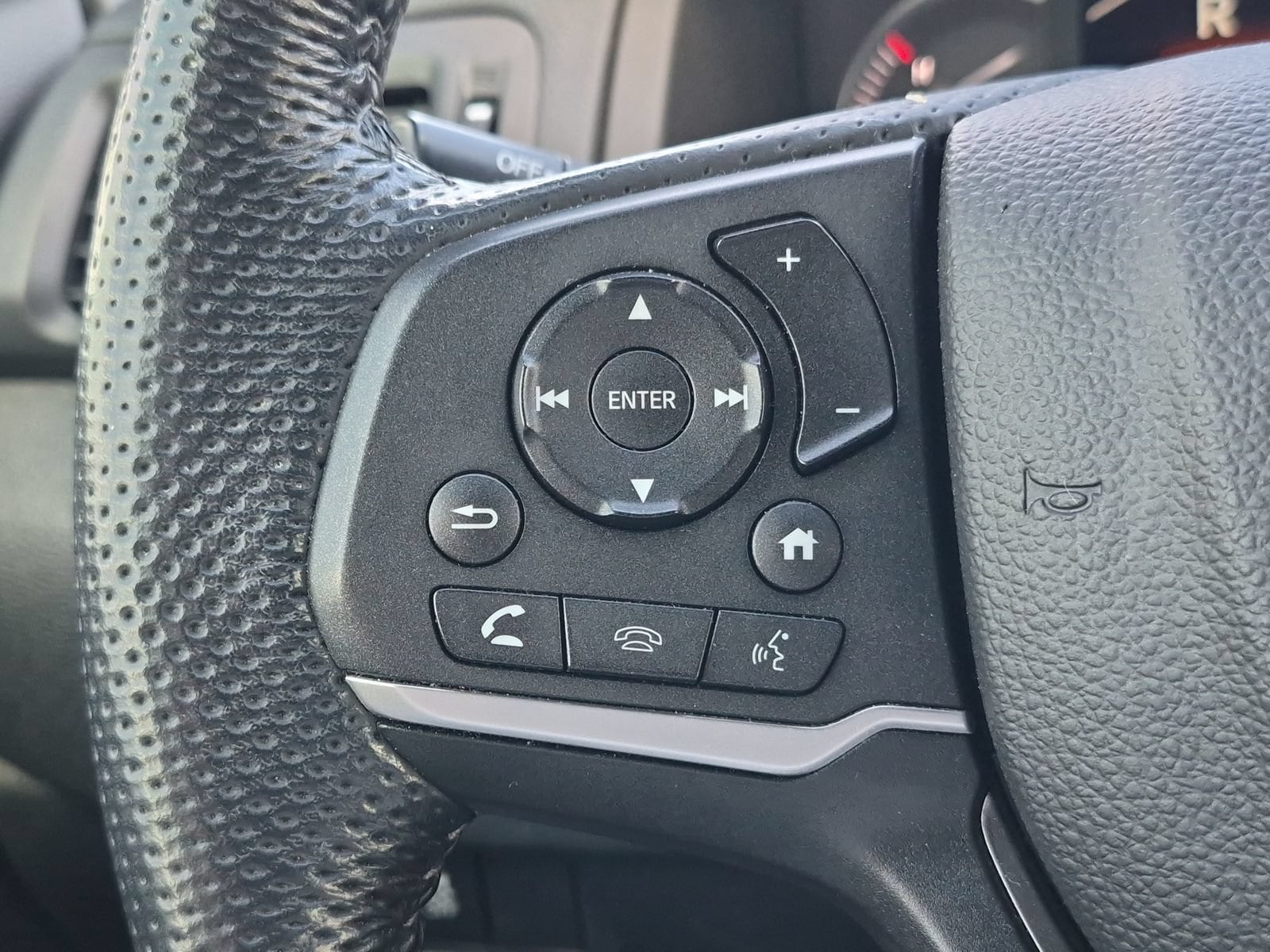 2023 Honda Passport EX-L - Photo 14
