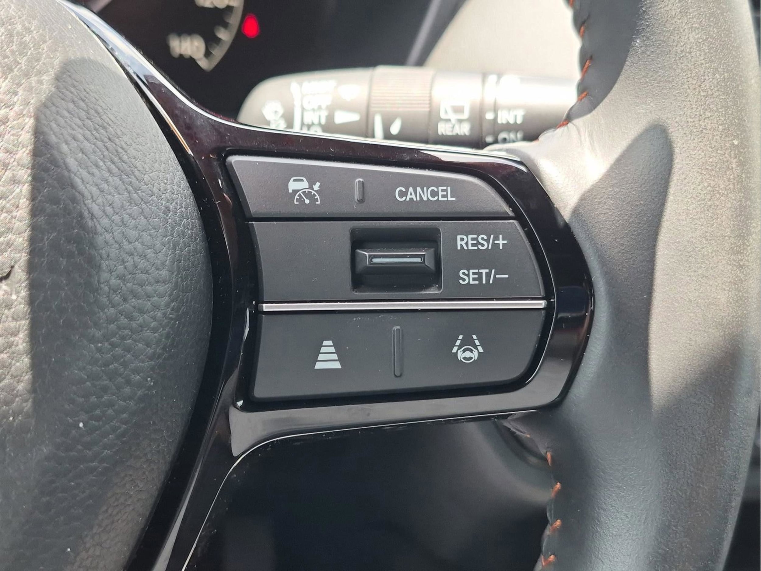 2025 Honda HR-V Sport - Photo 11