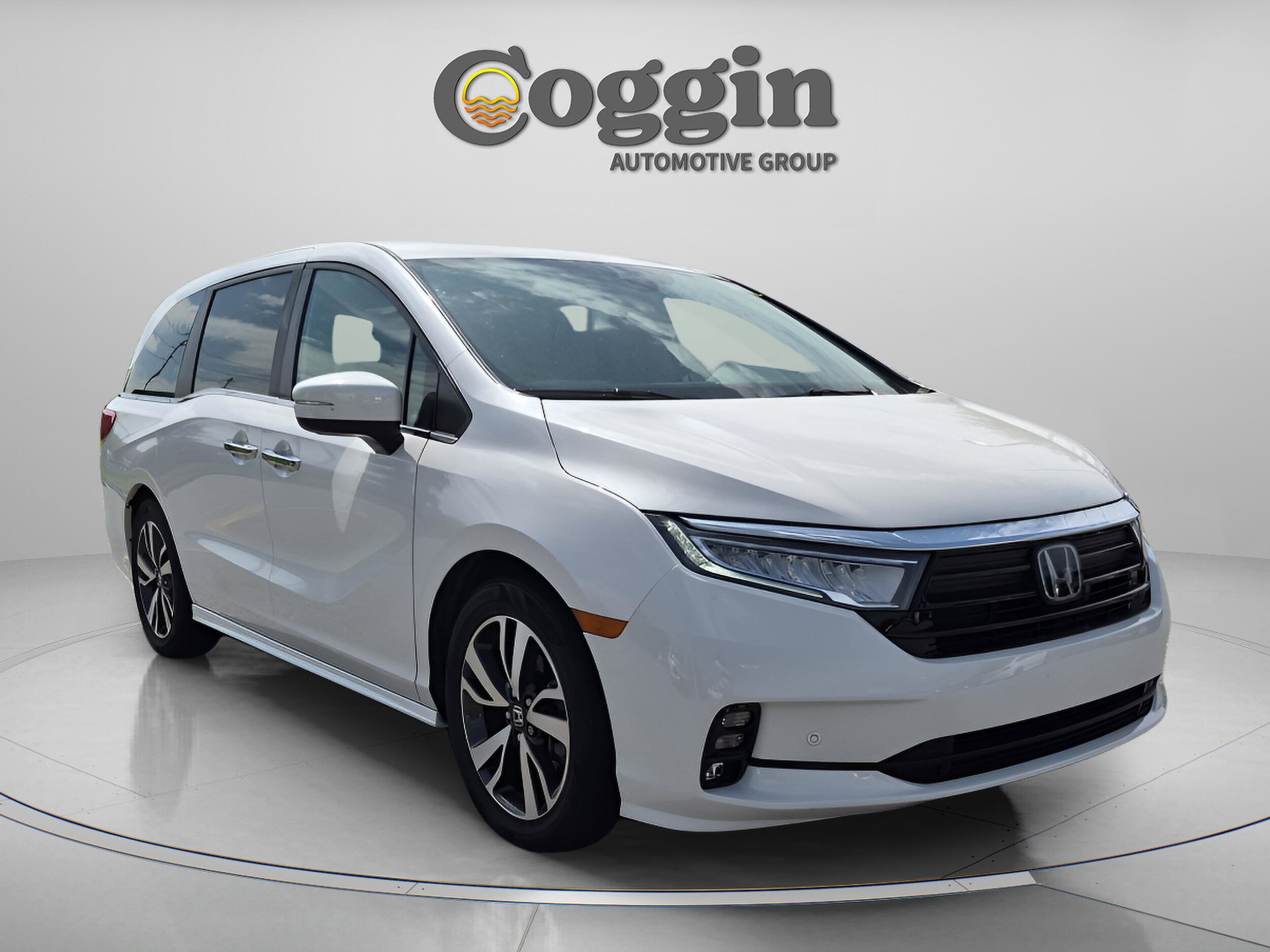 2023 Honda Odyssey Touring - Photo 9