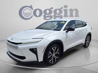 2025 Toyota Crown Signia XLE SUV