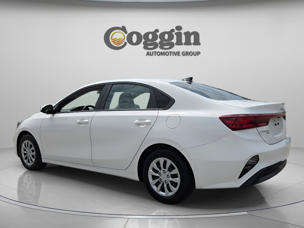 Used 2023 Kia Forte LX Sedan