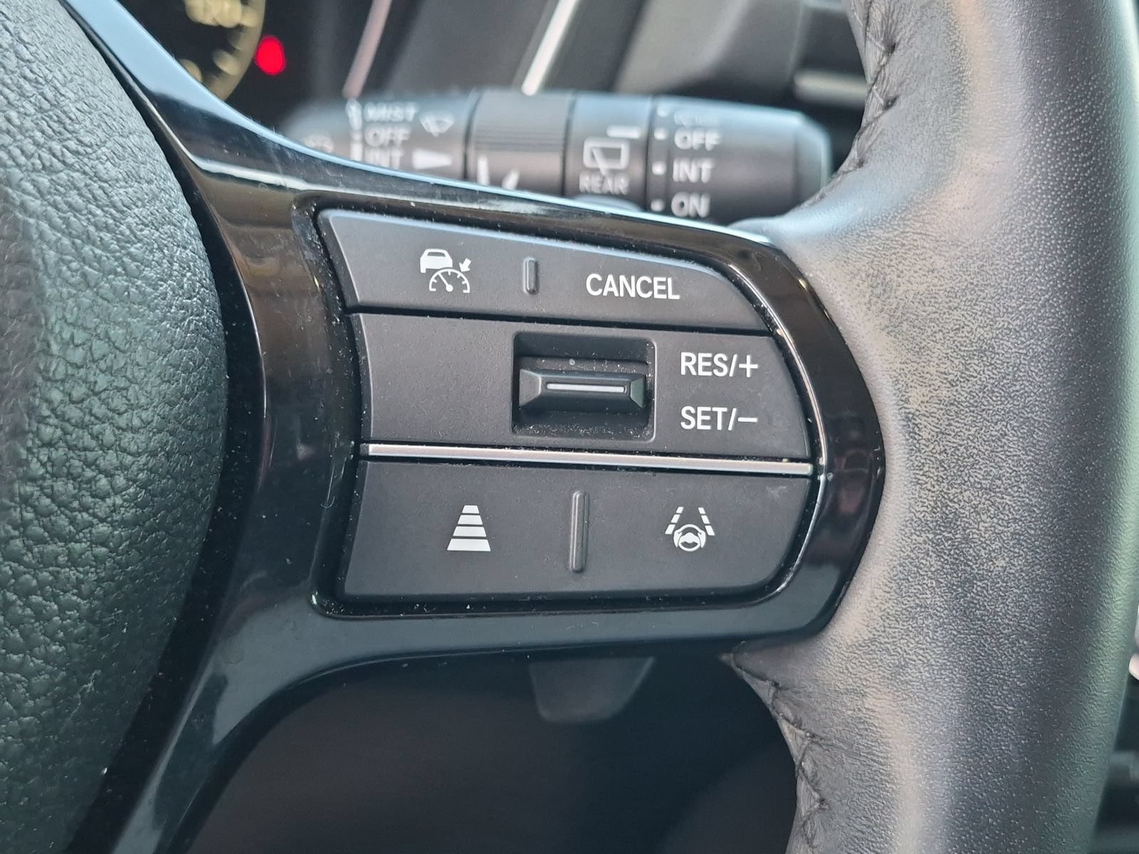 2023 Honda Pilot EX-L - Photo 11