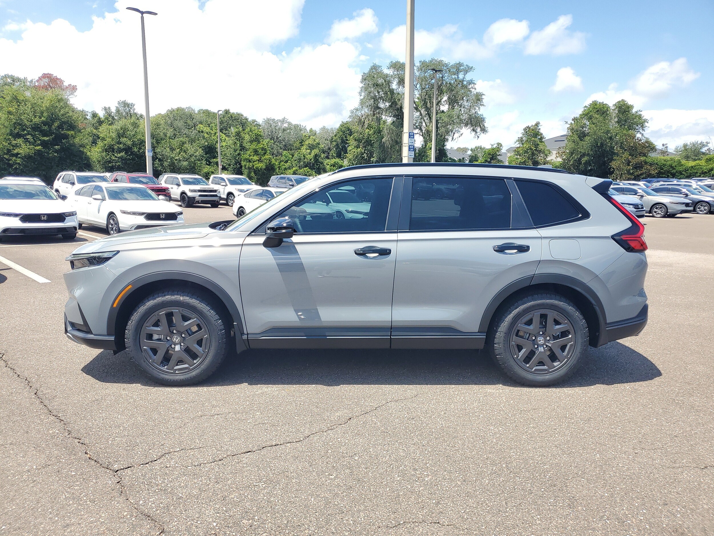 2026 Honda CR-V Hybrid photo 2