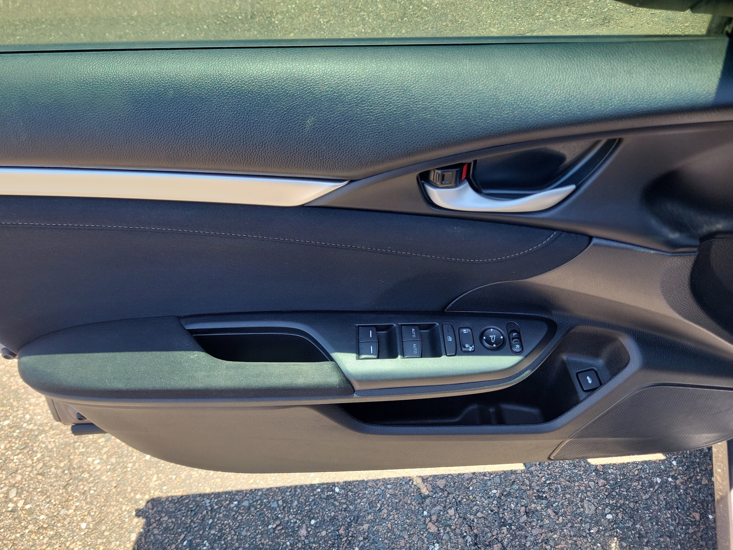 2021 Honda Civic EX - Photo 23