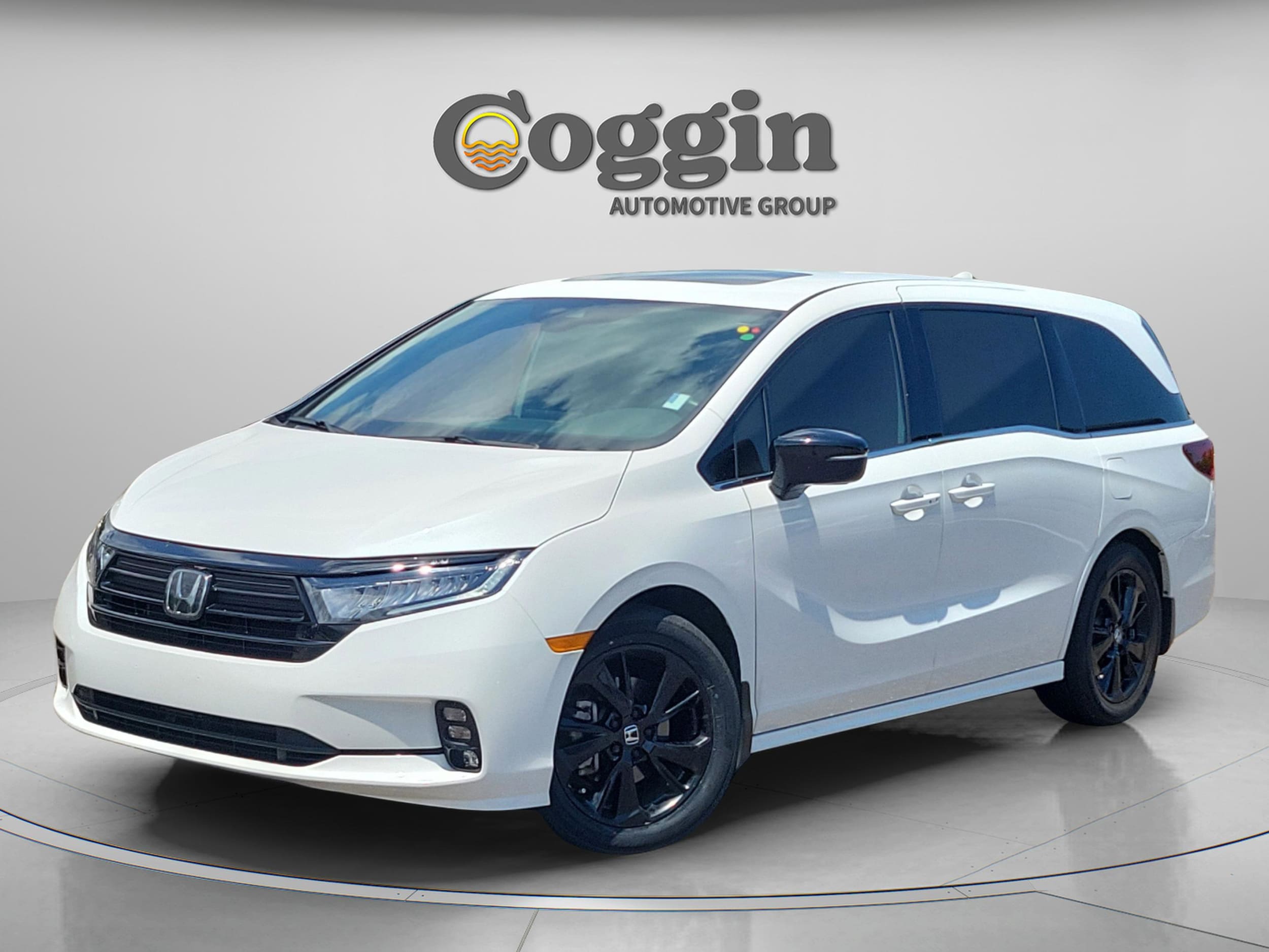 2023 Honda Odyssey SPORT's photo