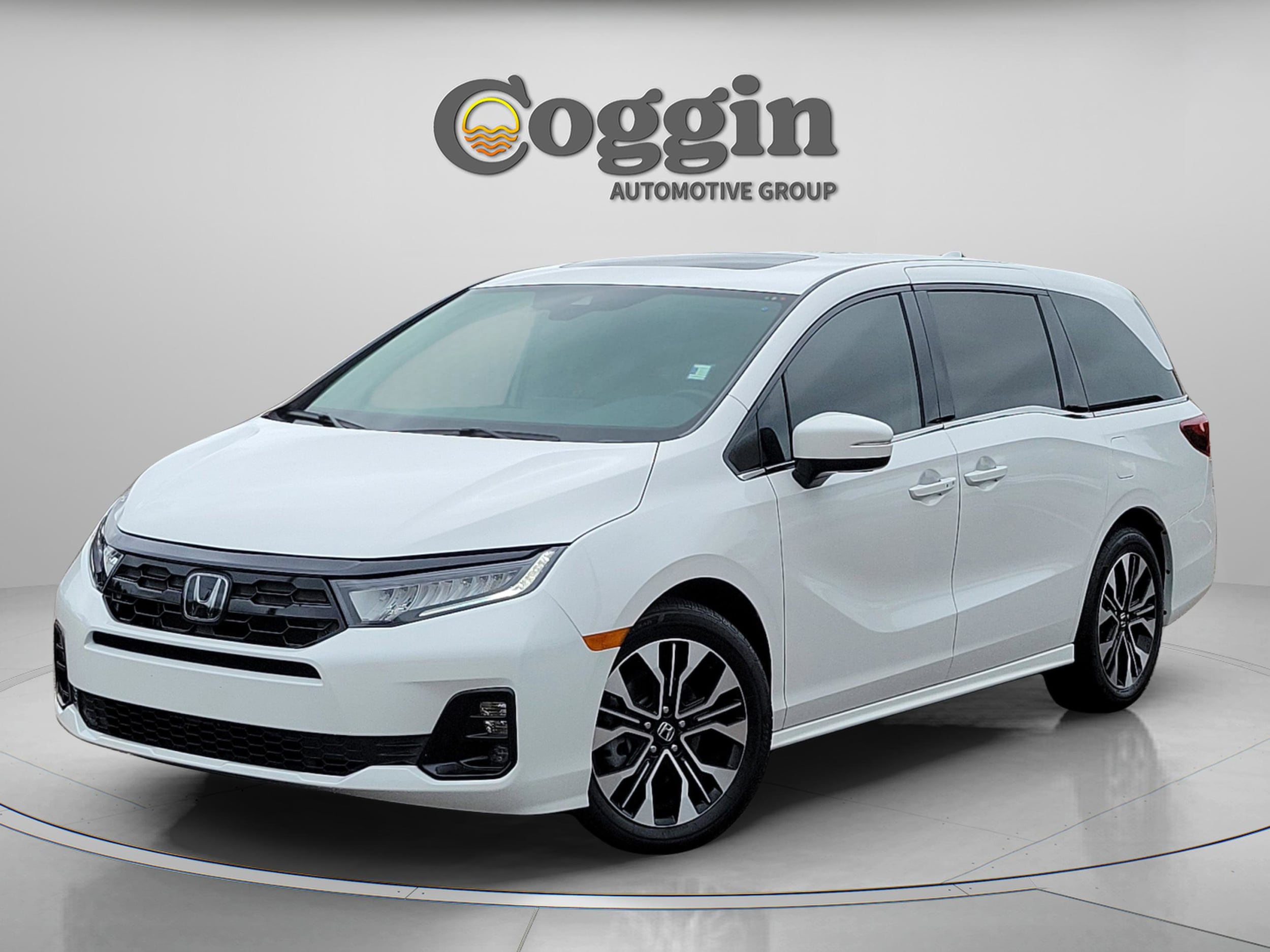 2025 Honda Odyssey Elite's photo