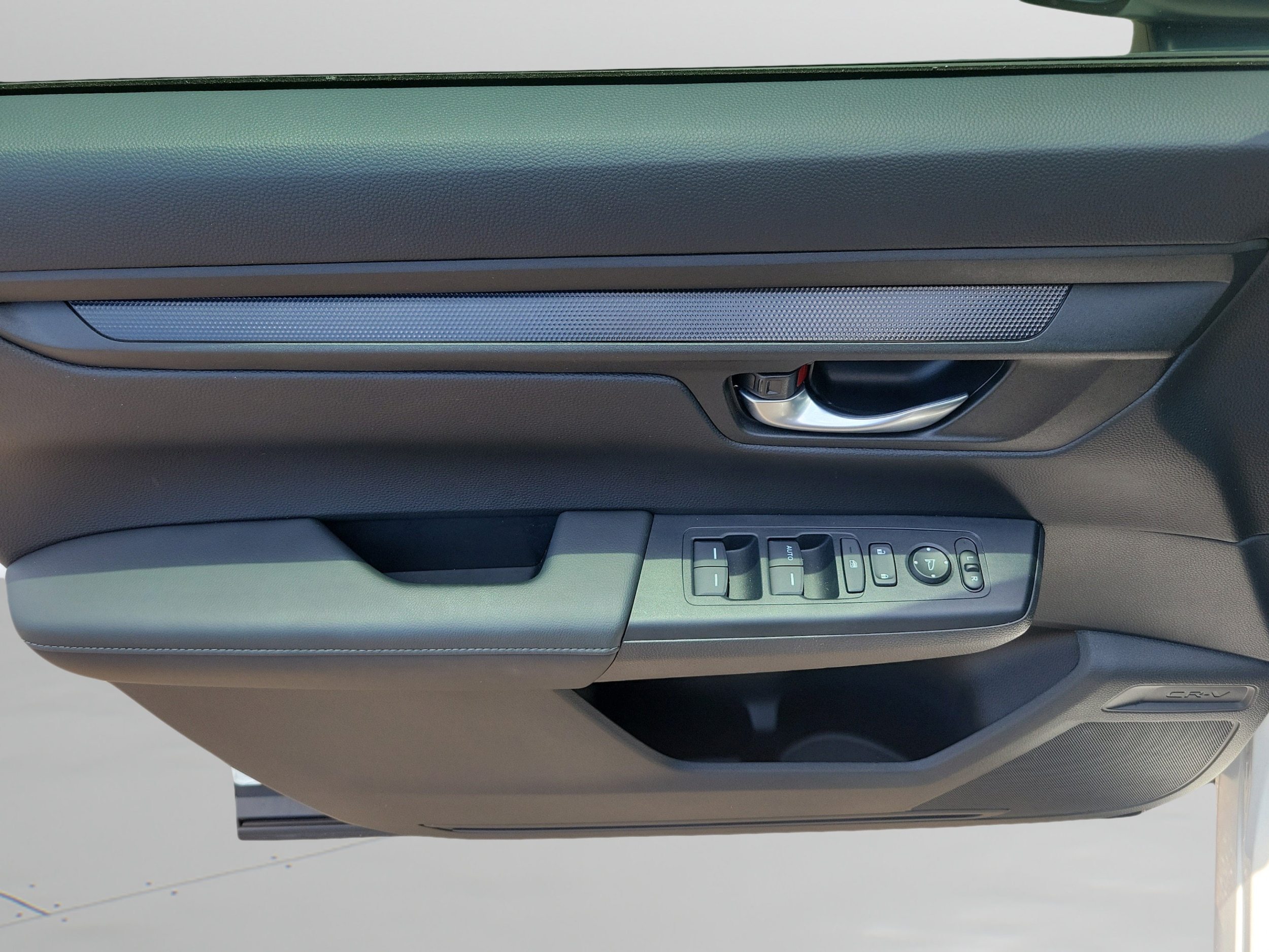 2023 Honda CR-V LX - Photo 23