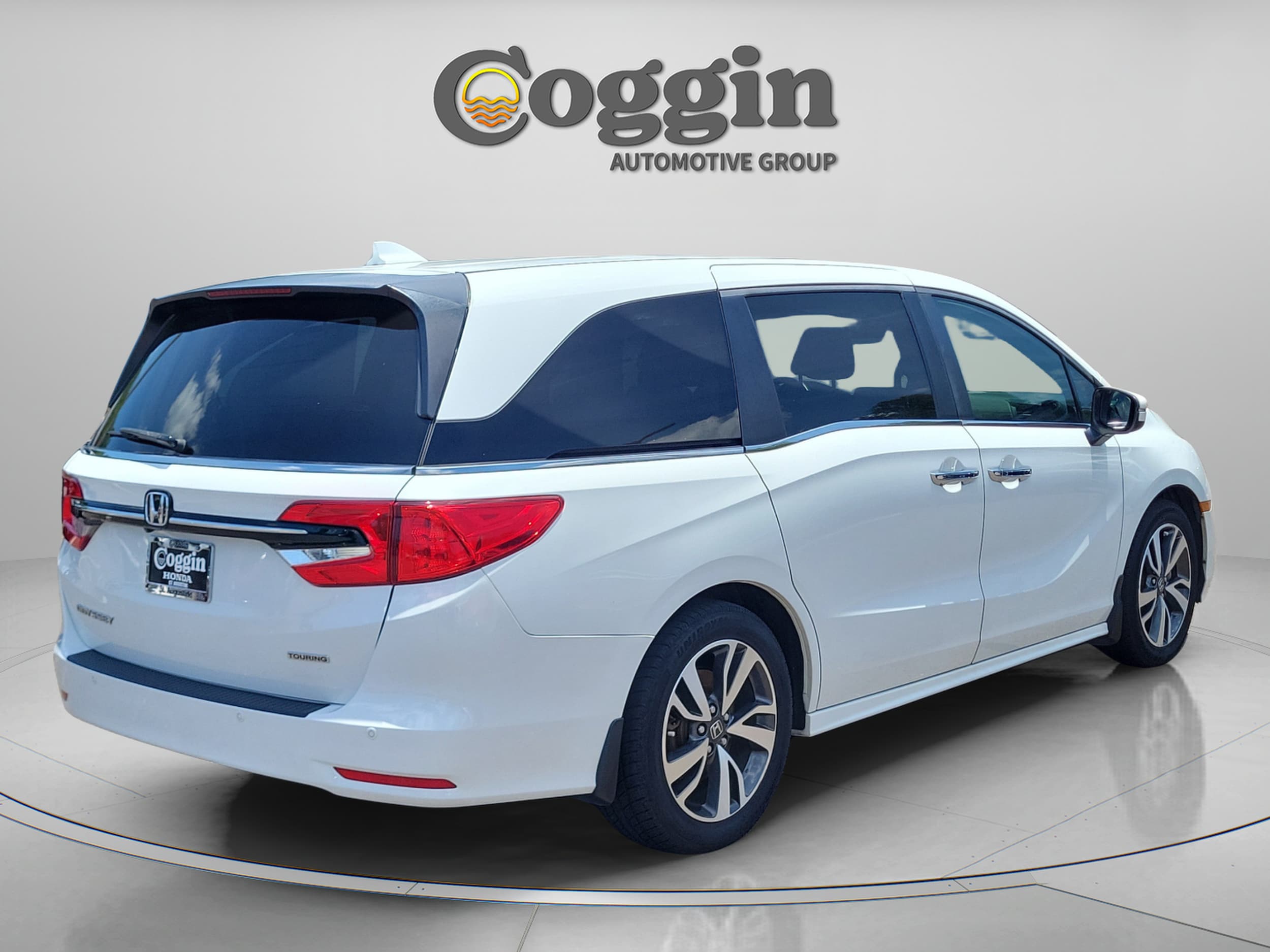 2021 Honda Odyssey Touring - Photo 6