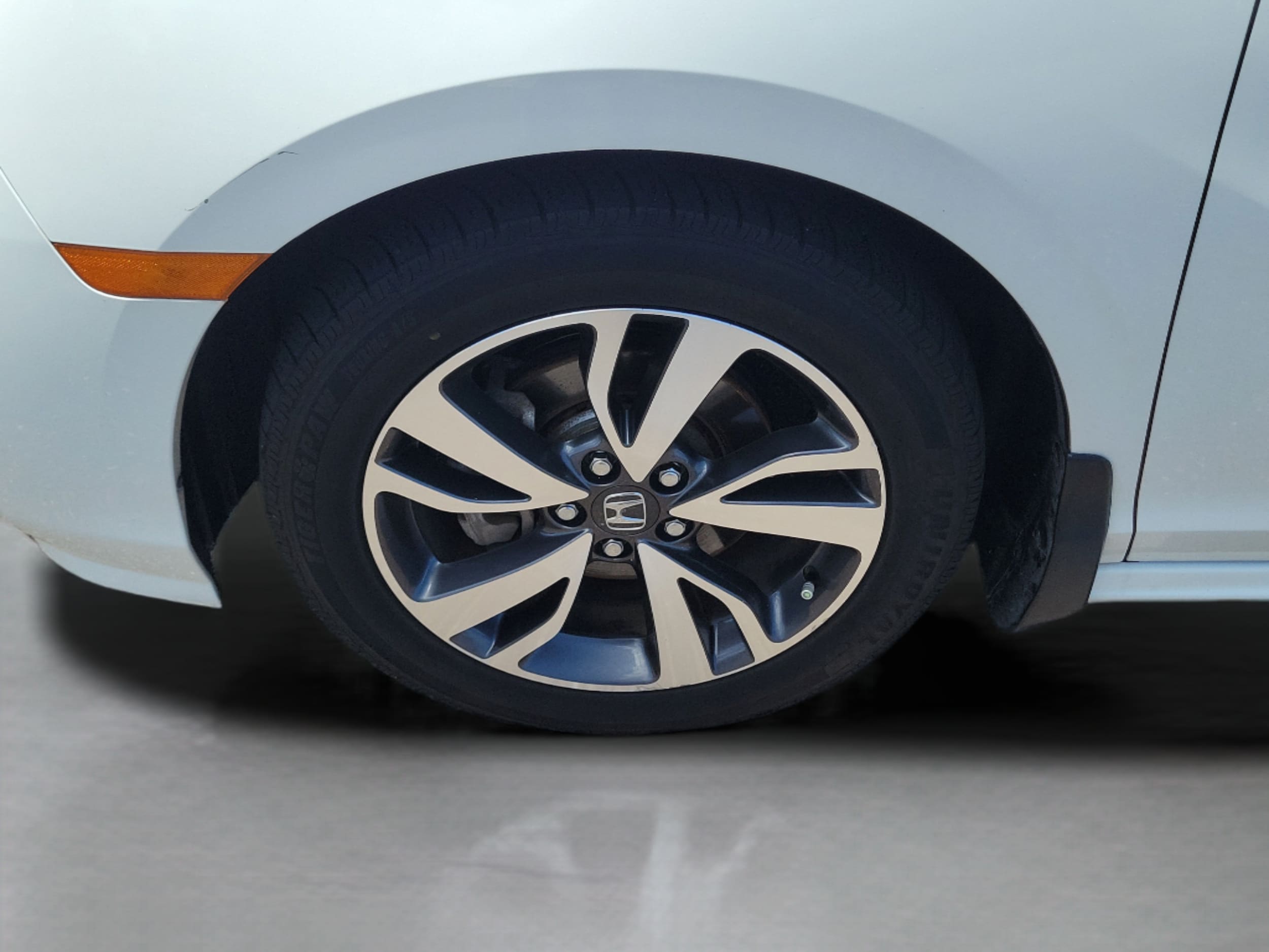 2021 Honda Odyssey Touring - Photo 36