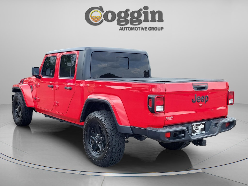 Used 2021 Jeep Gladiator Sport Truck Crew Cab