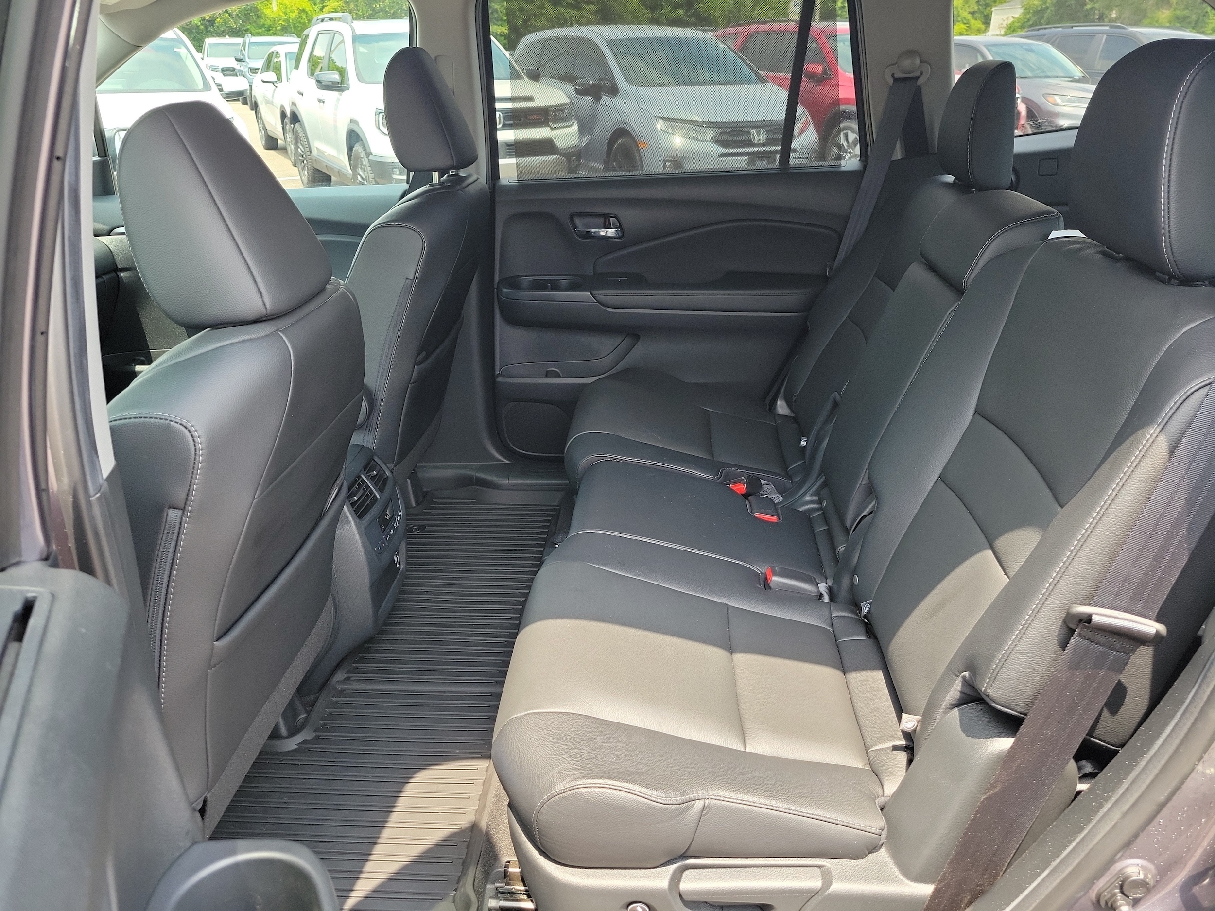 2021 Honda Pilot EX-L - Photo 10