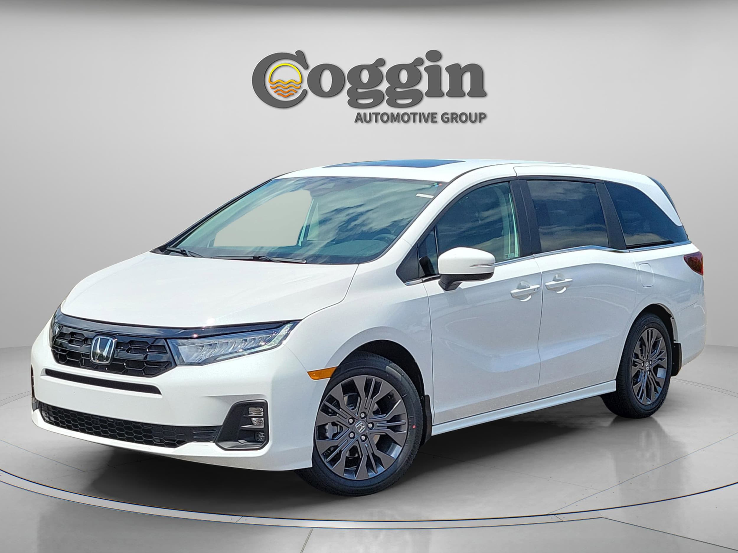 2026 Honda Odyssey Touring's photo