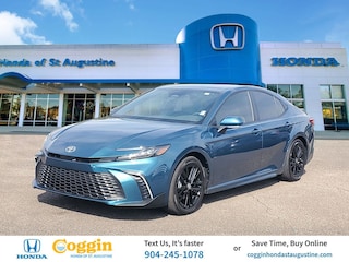 2025 Toyota Camry SE Sedan