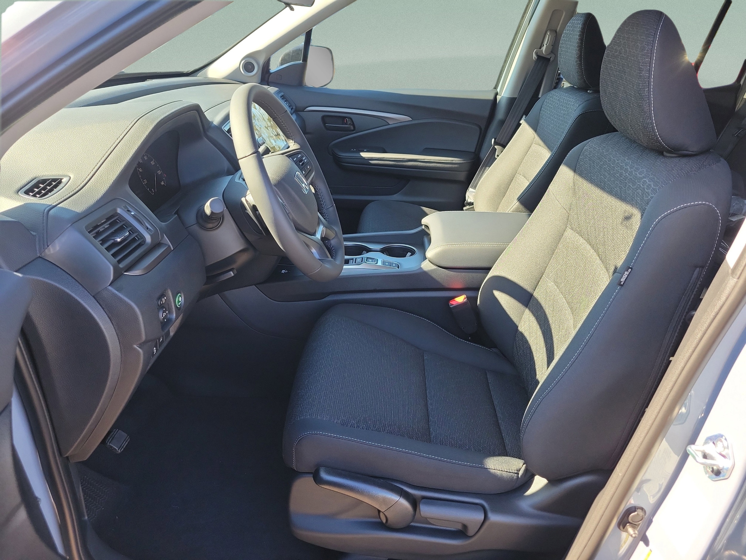 2026 Honda Ridgeline Sport - Photo 14