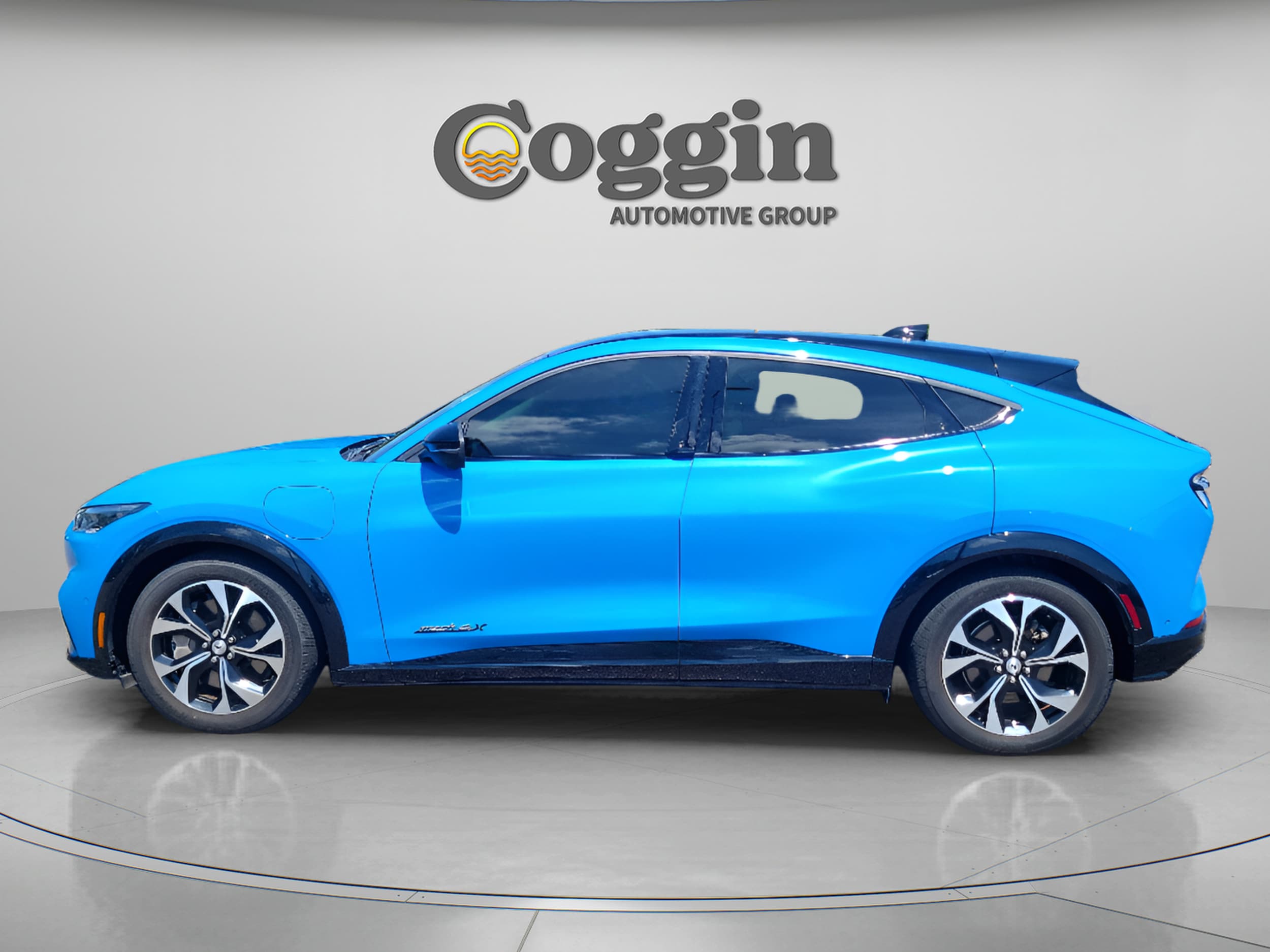 Used 2022 Ford Mustang Mach-E Premium AWD with VIN 3FMTK3SU8NMA30047 for sale in St. Augustine, FL