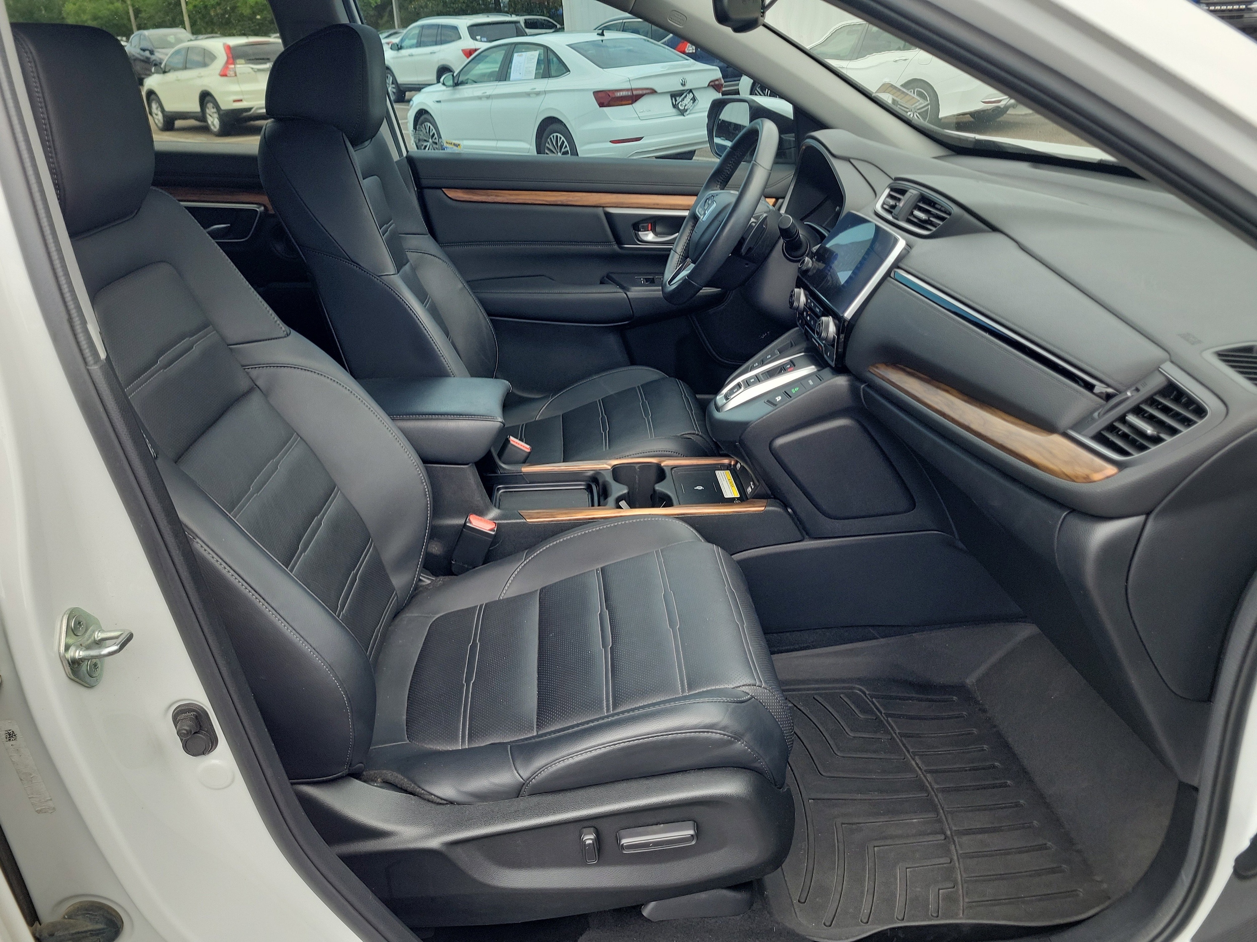 2022 Honda CR-V Touring - Photo 19