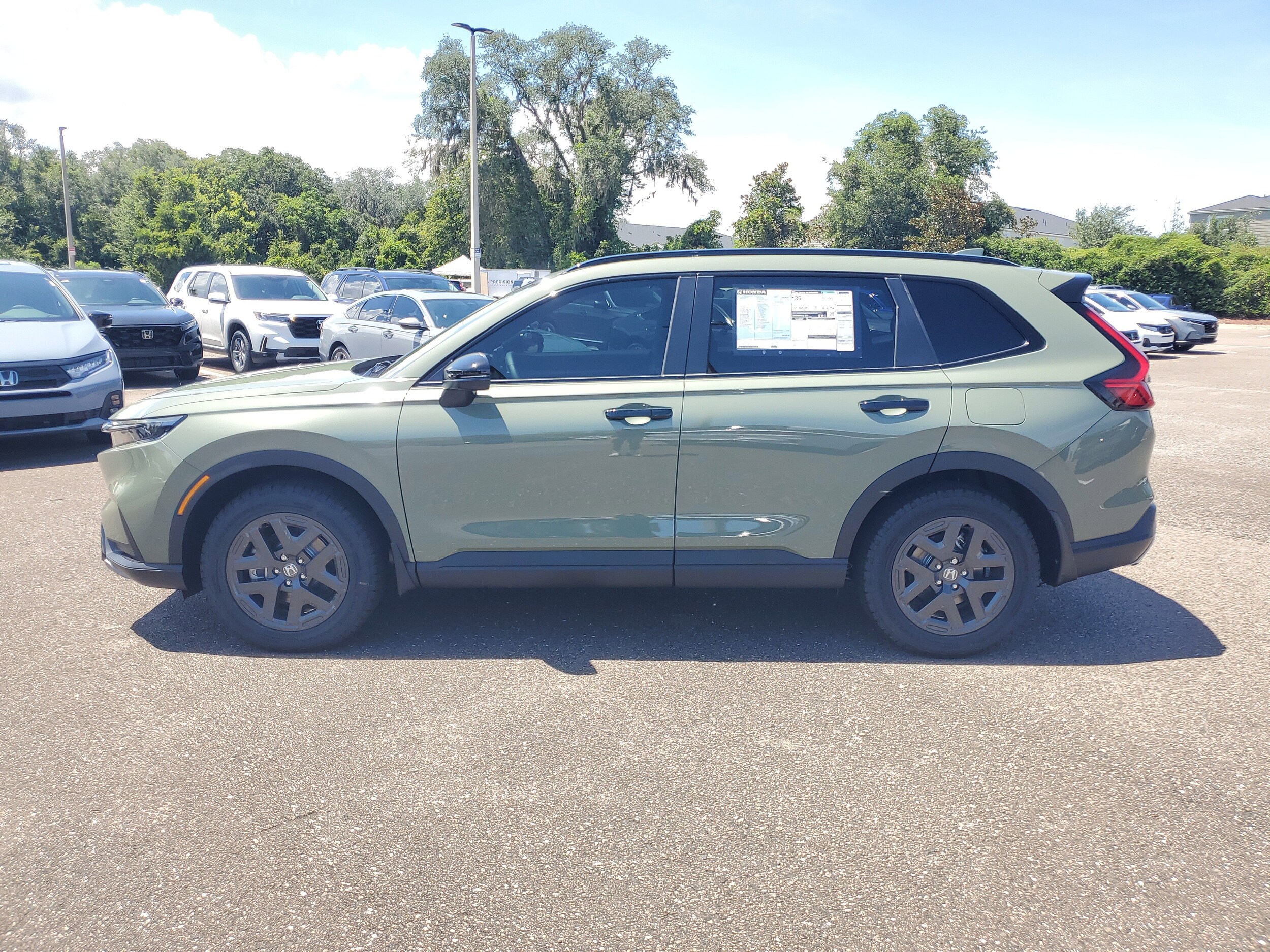 2026 Honda CR-V Hybrid photo 2