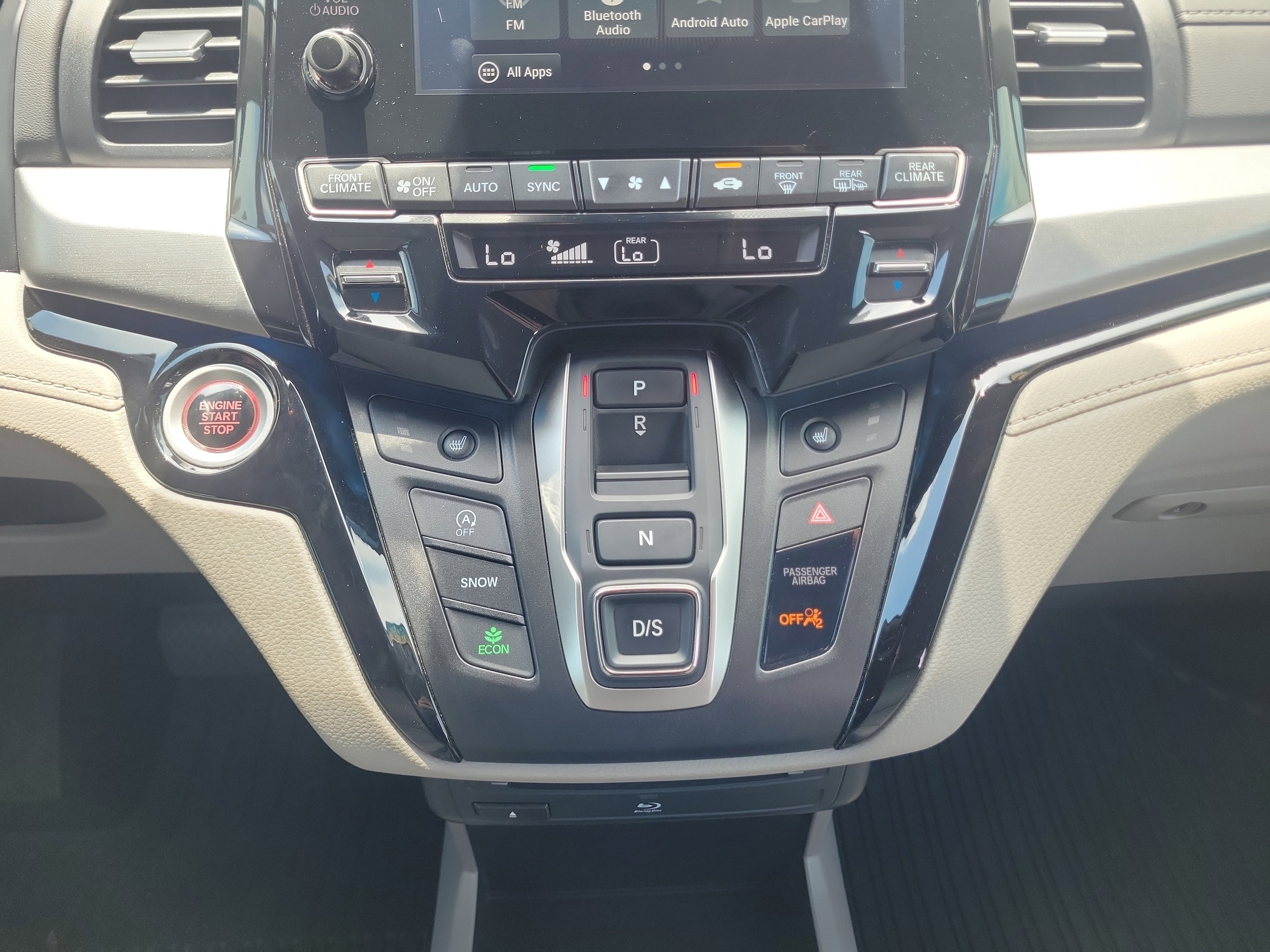 2024 Honda Odyssey Touring - Photo 16