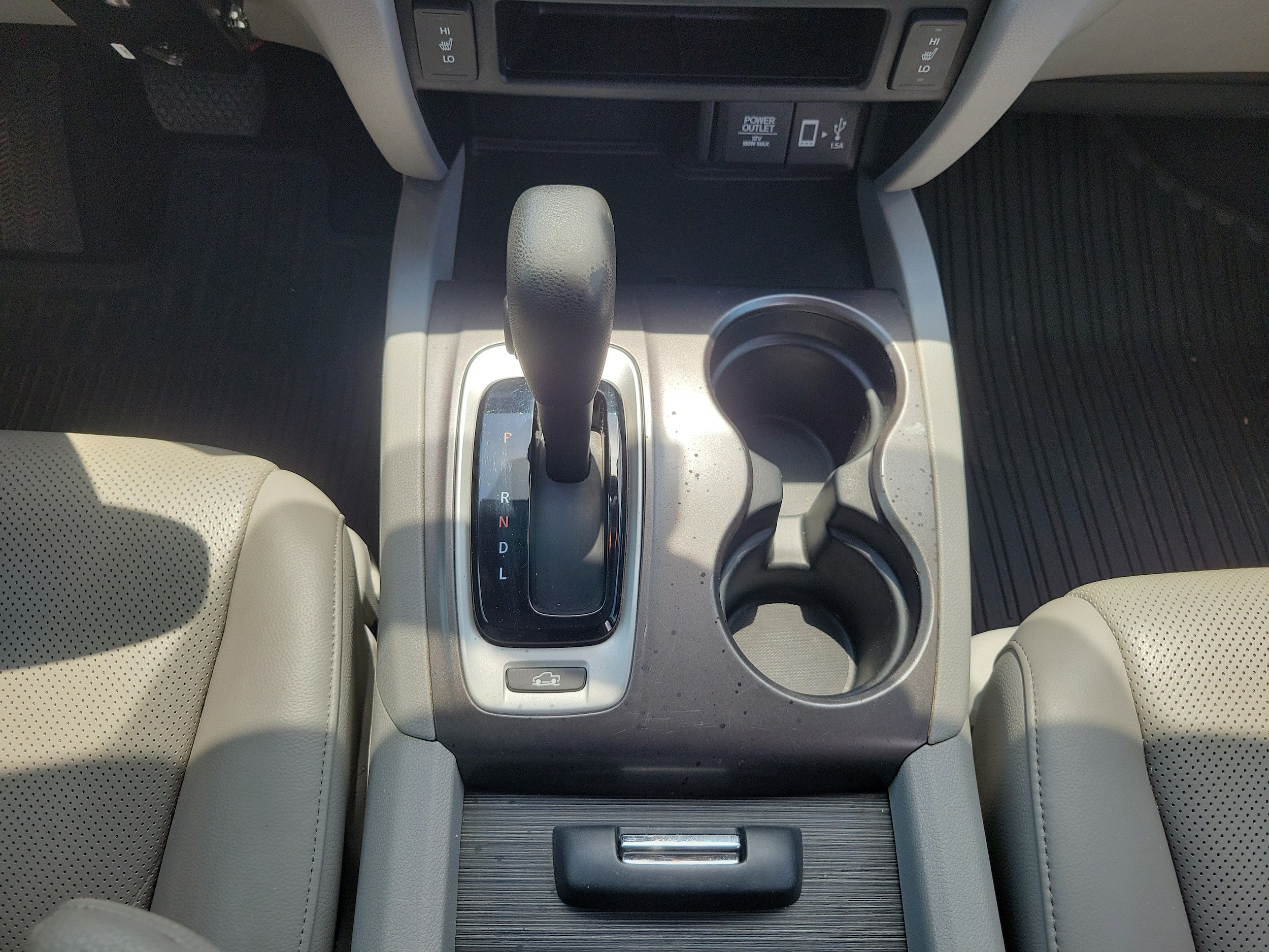2017 Honda Ridgeline RTL-T - Photo 16