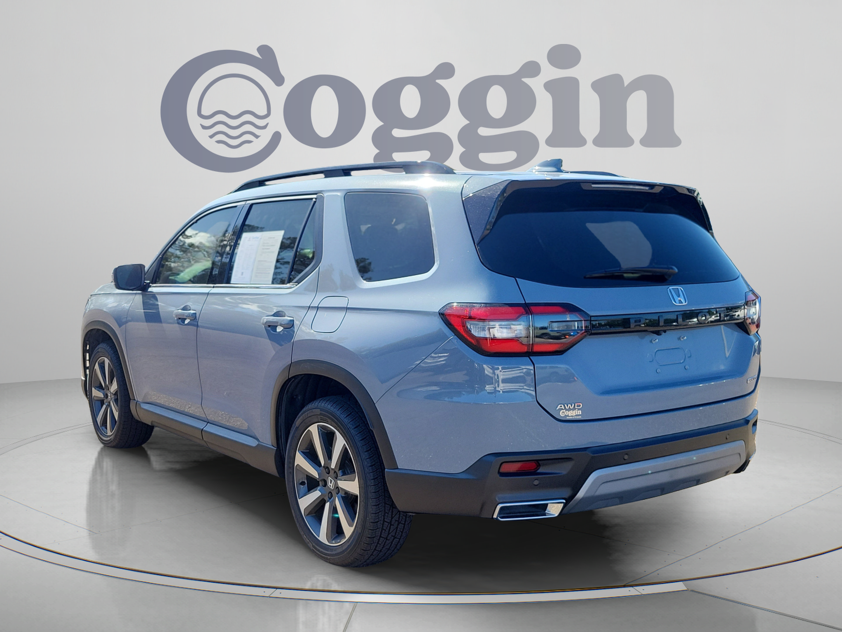2023 Honda Pilot Touring - Photo 4