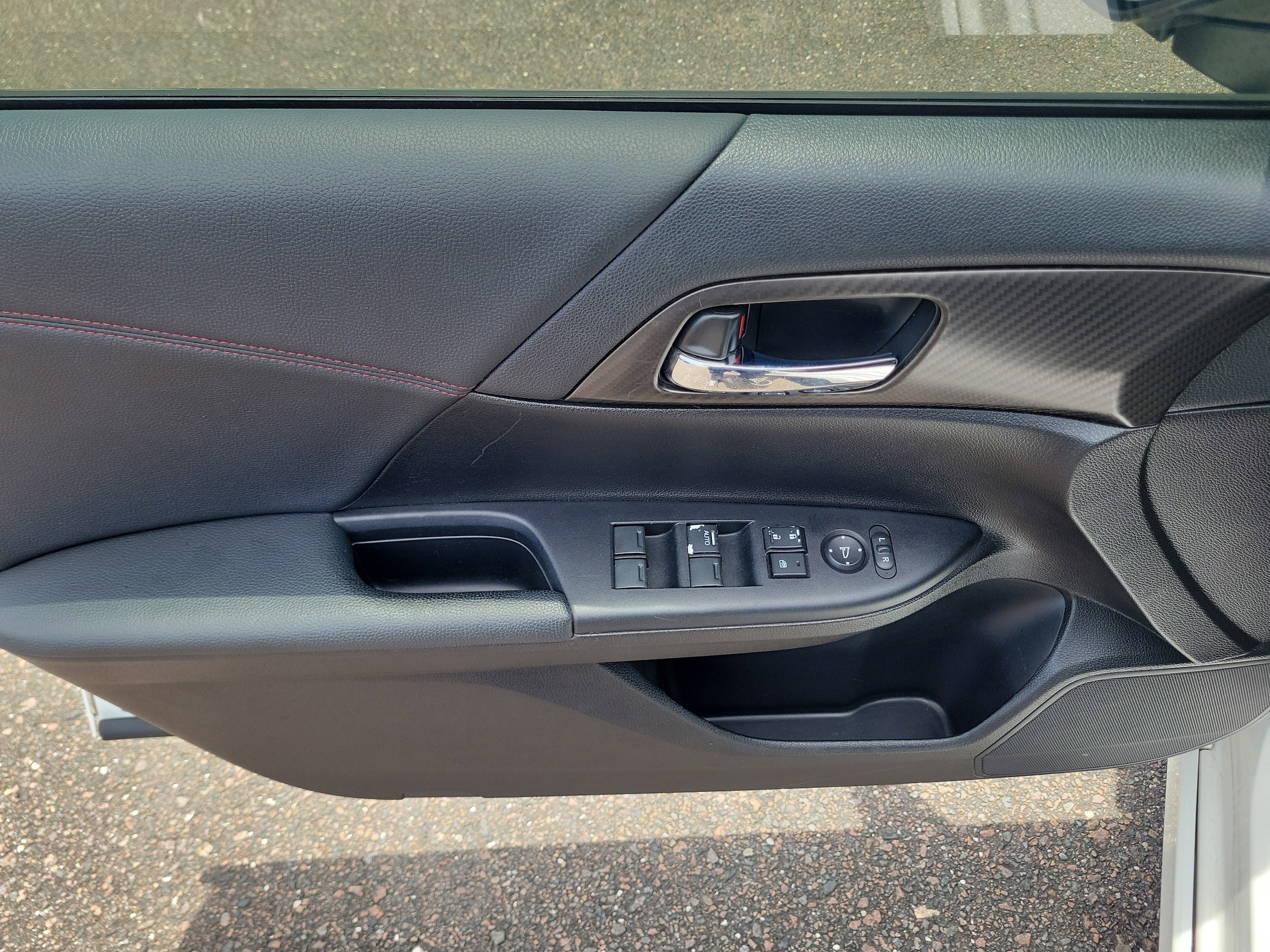 2017 Honda Accord Sport SE - Photo 23
