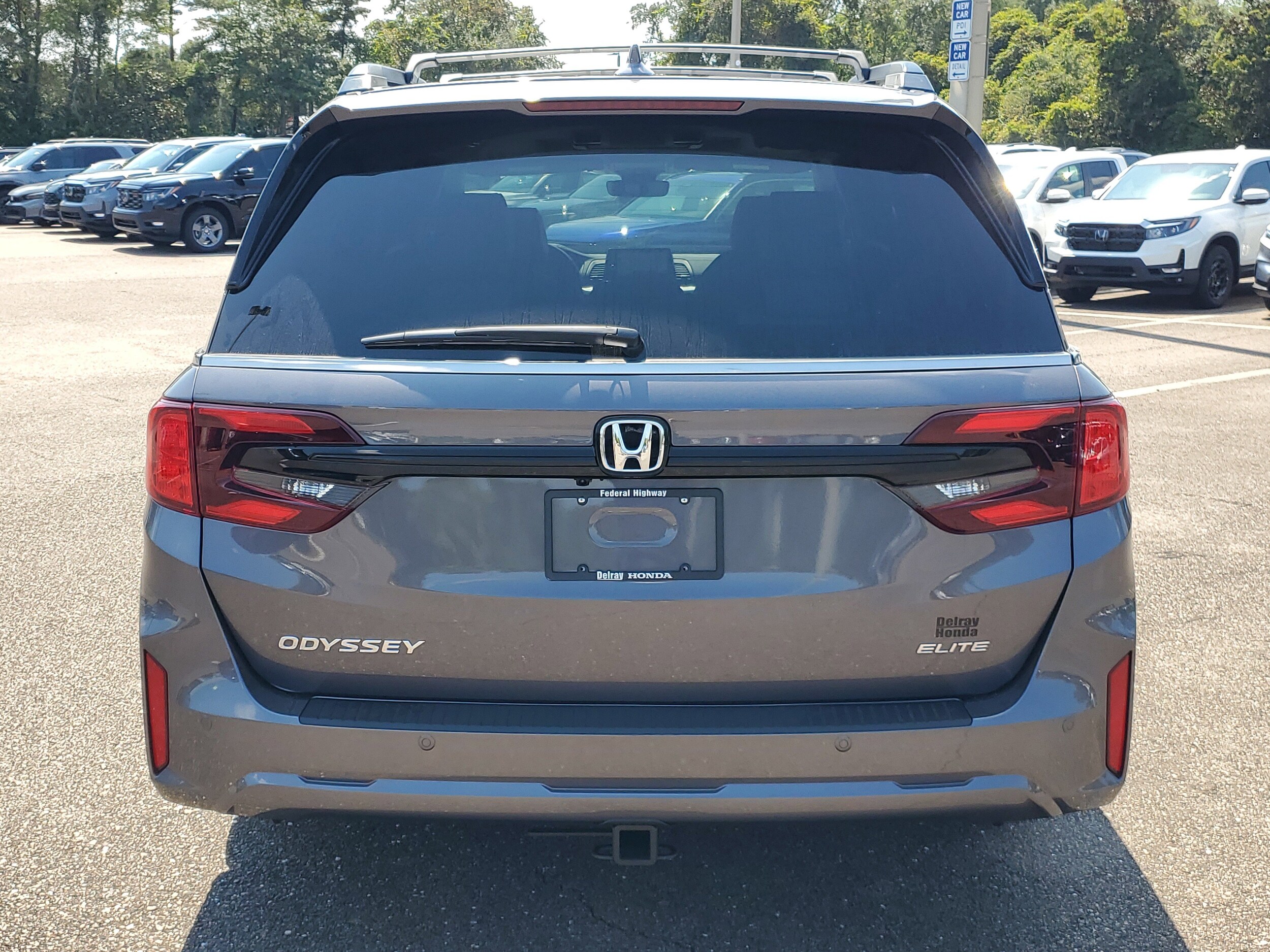 2026 Honda Odyssey Elite photo 3