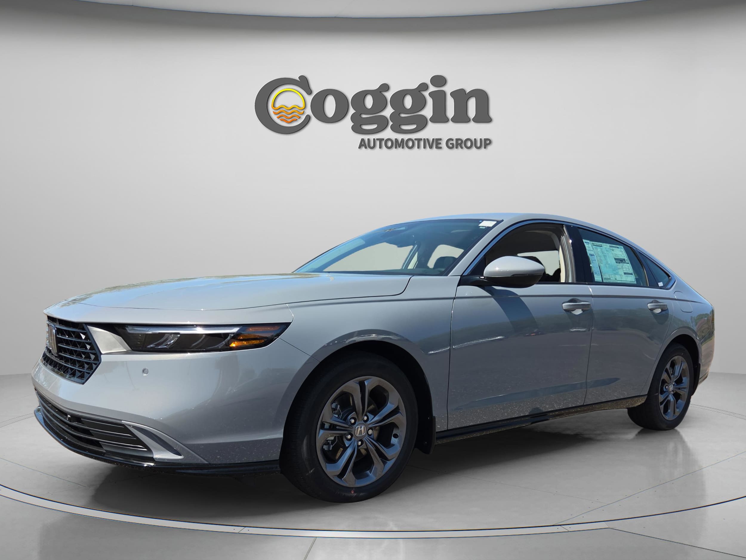 2026 Honda Accord Hybrid EX-L's photo