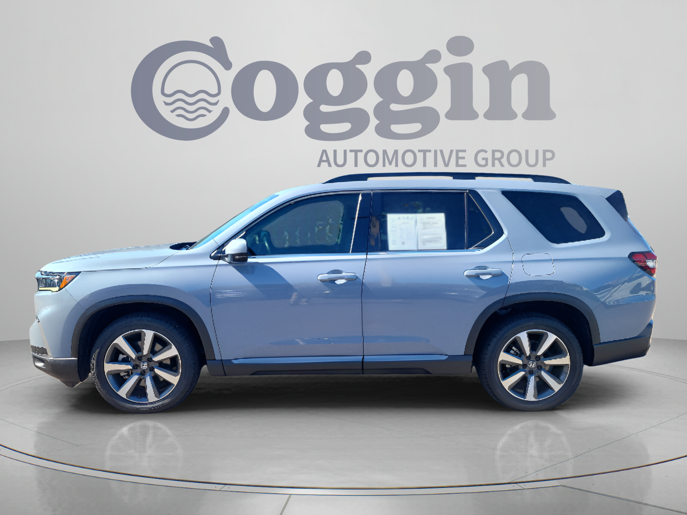 2023 Honda Pilot Touring - Photo 2
